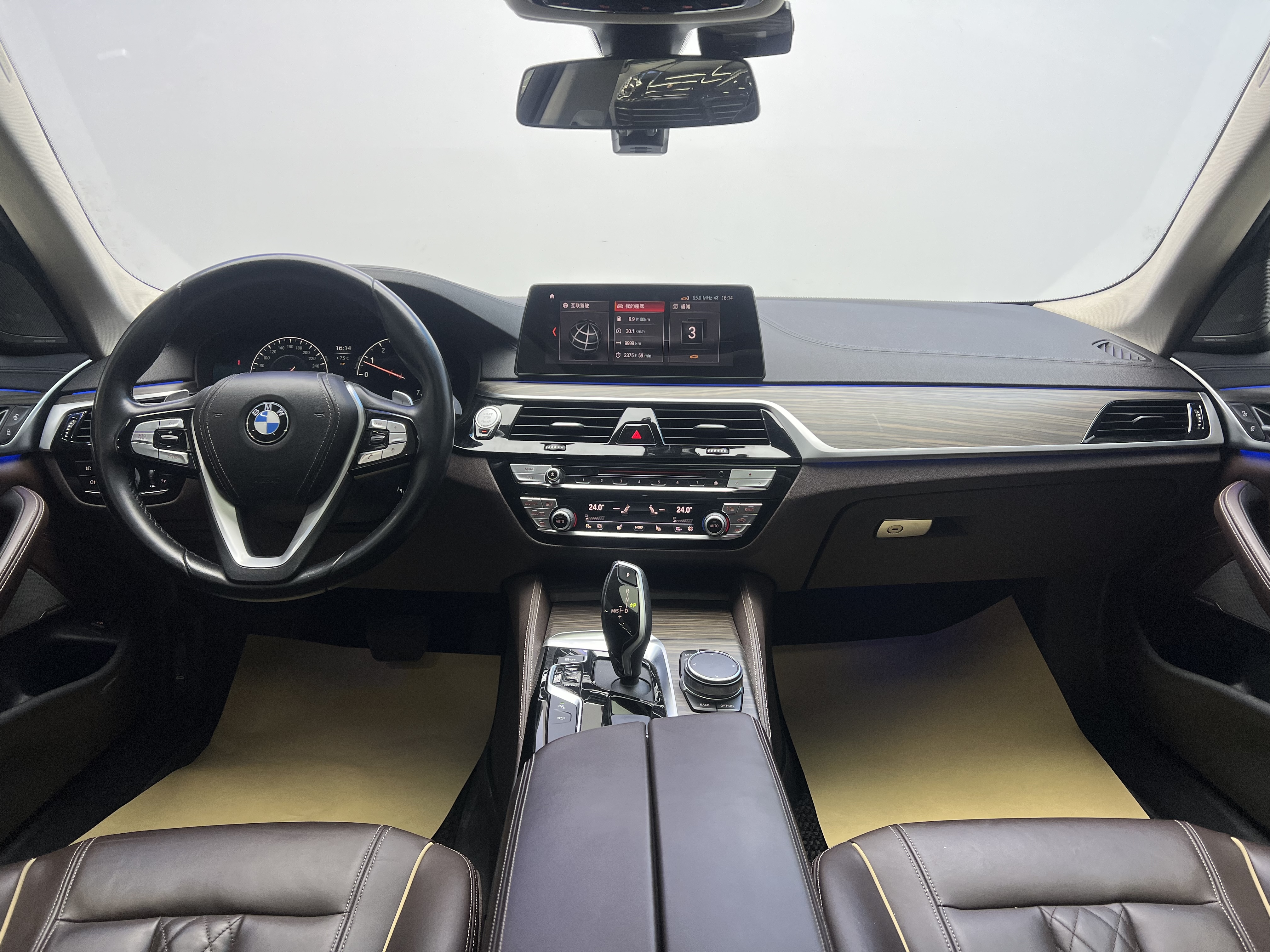 BMW 5 Series 2019 #17 BMW 5 Series 2019 immagine di auto #17