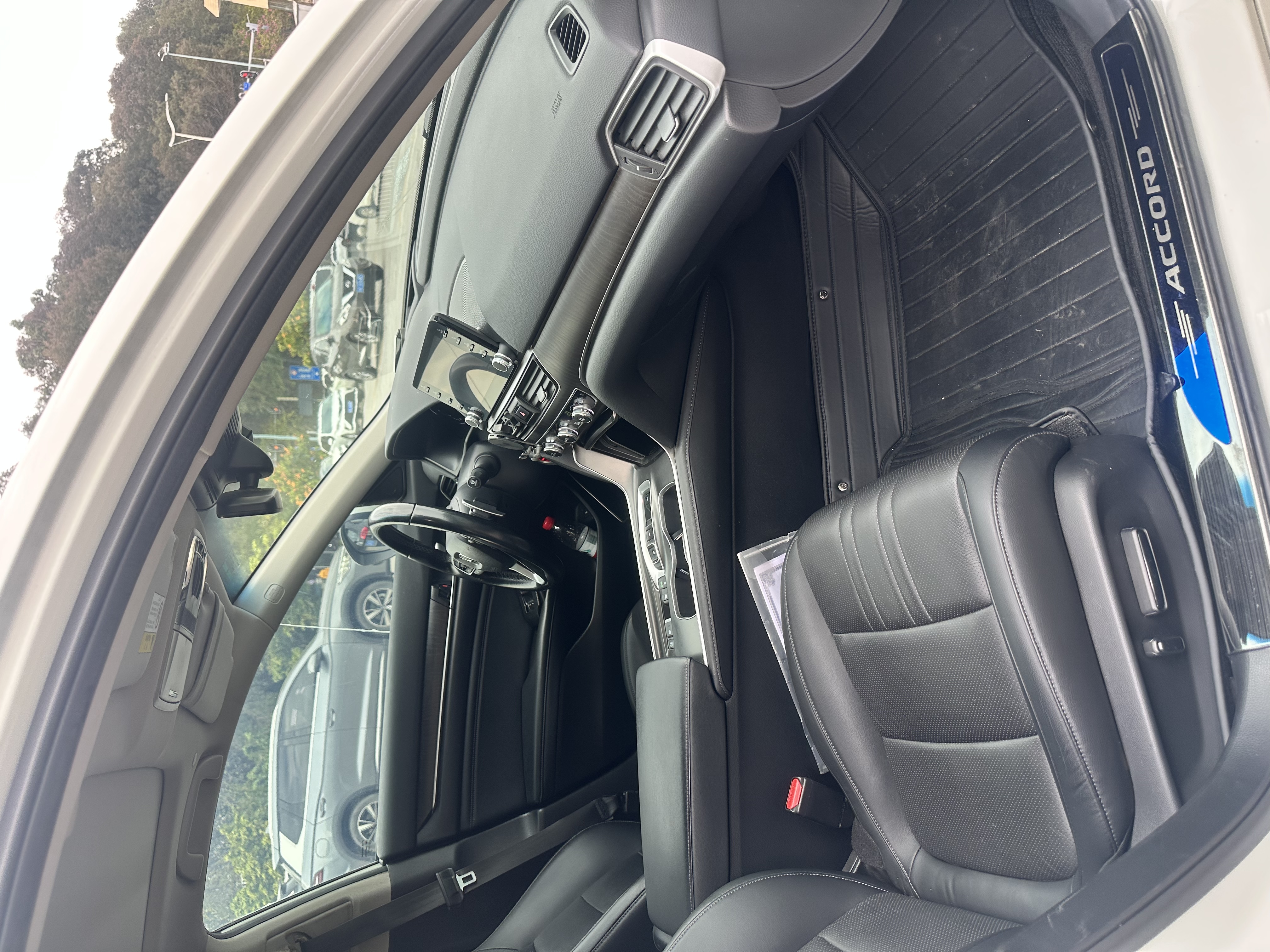 Honda Accord 2020 #17 Honda Accord 2020 car image #17