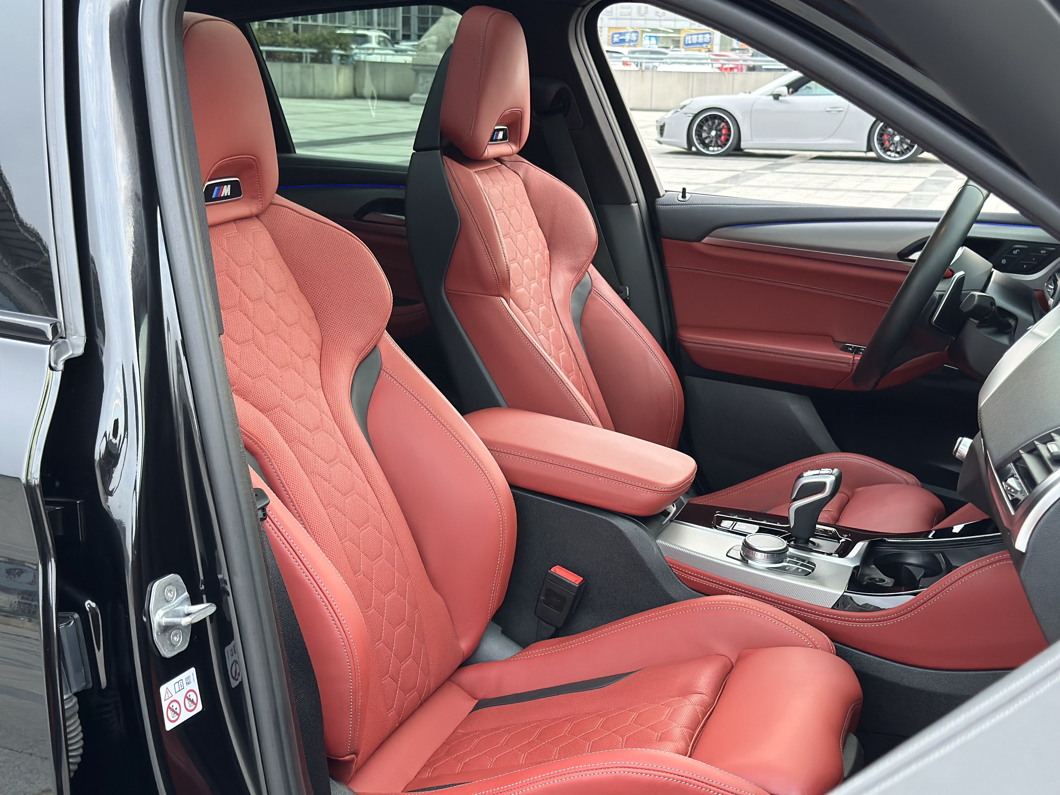 BMW X4 M 2020 car image #17