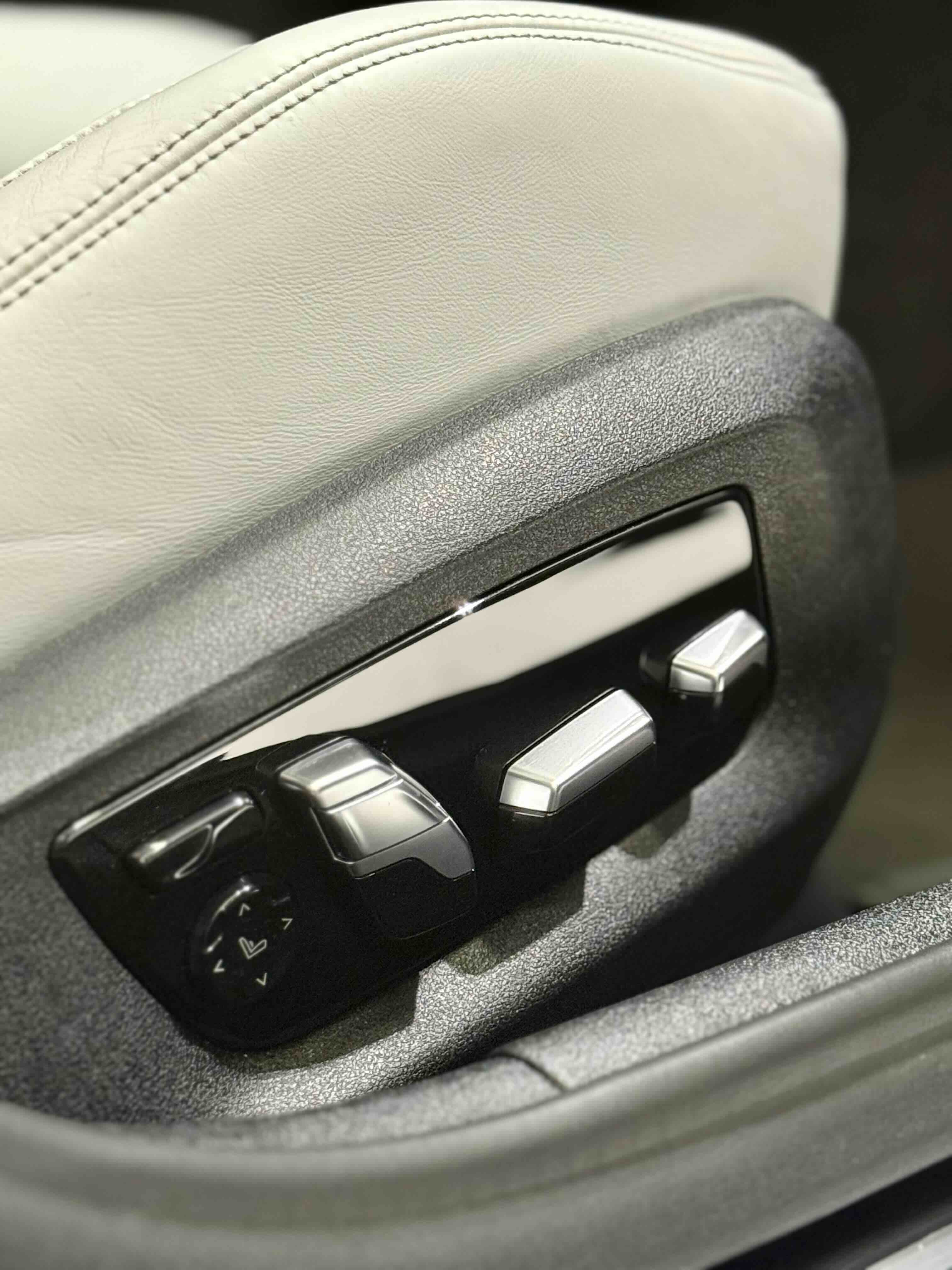 BMW M5 2021 изображение автомобиля #17