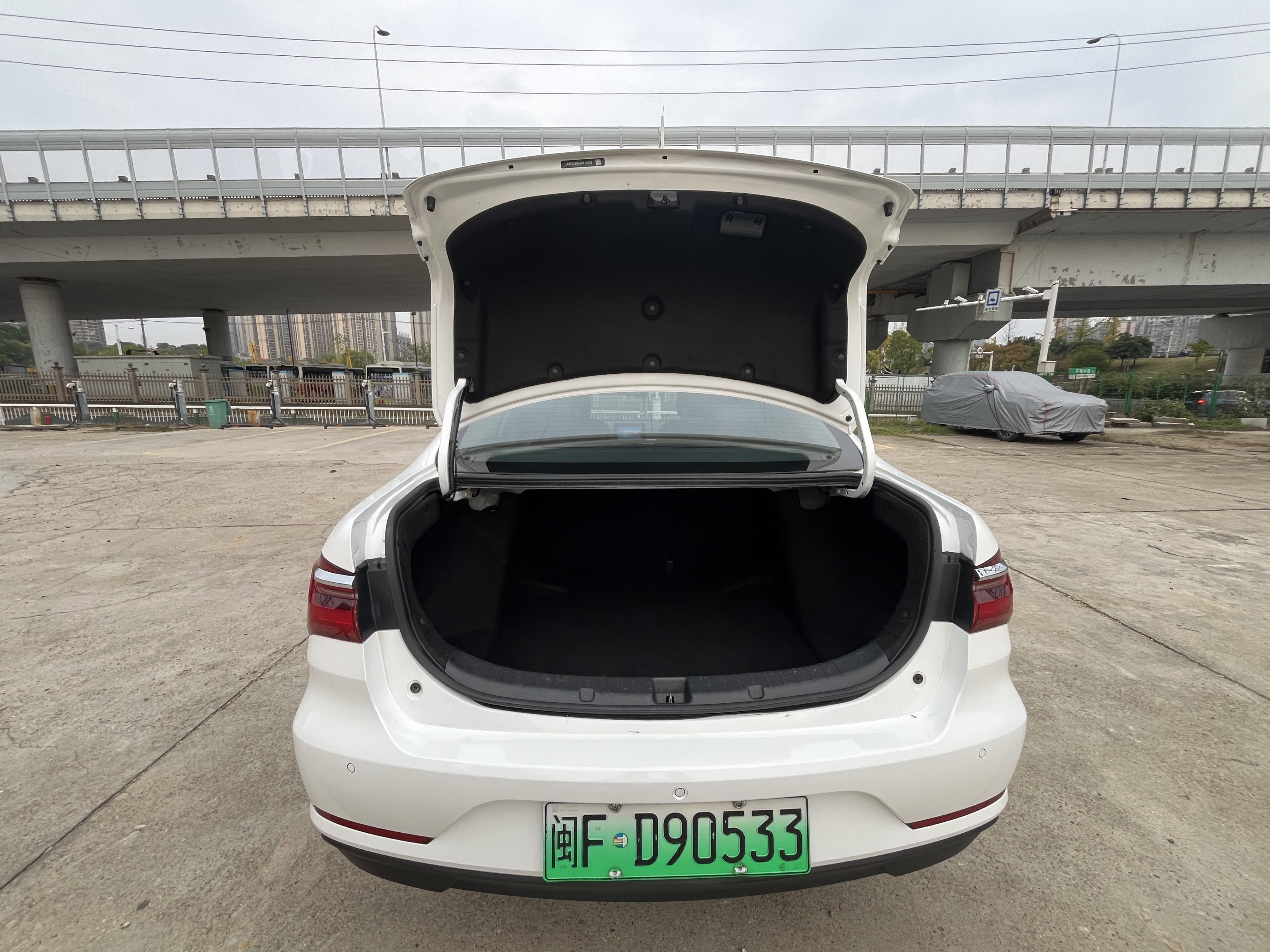 BYD Qin New Energy 2020 #17 BYD Qin New Energy 2020 car image #17