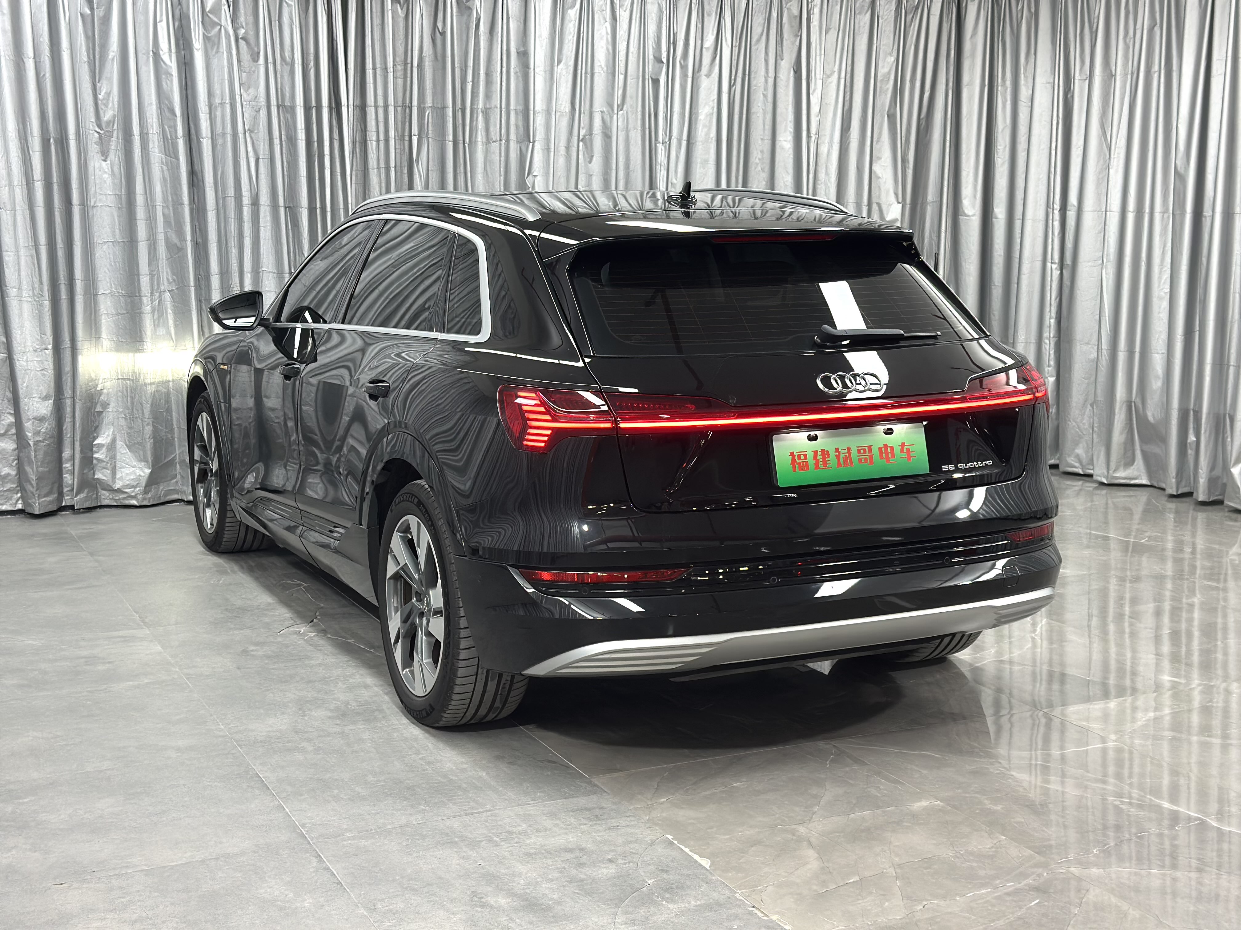 Audi e-tron (Imported) 2020 car image #17