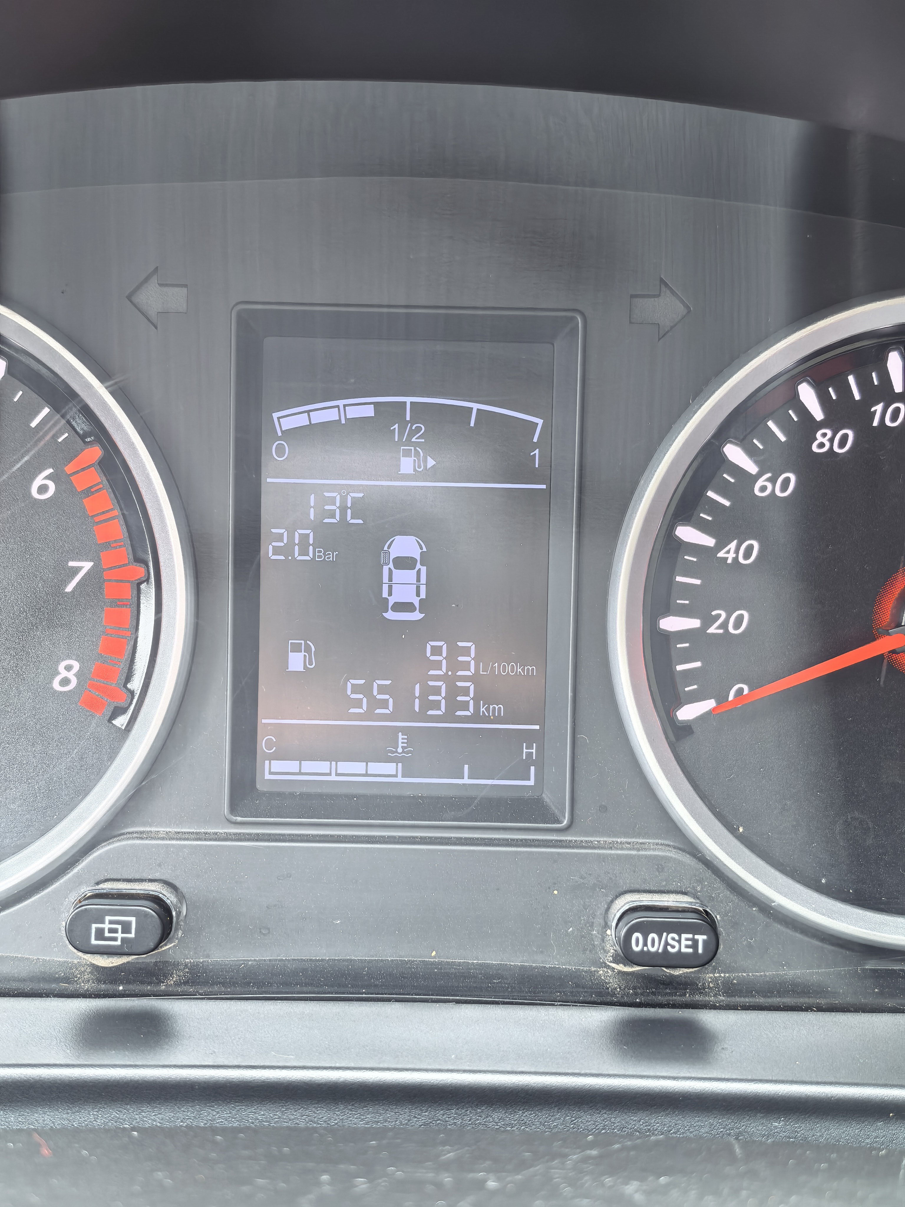 Forthing T5 L 2021 car image #17