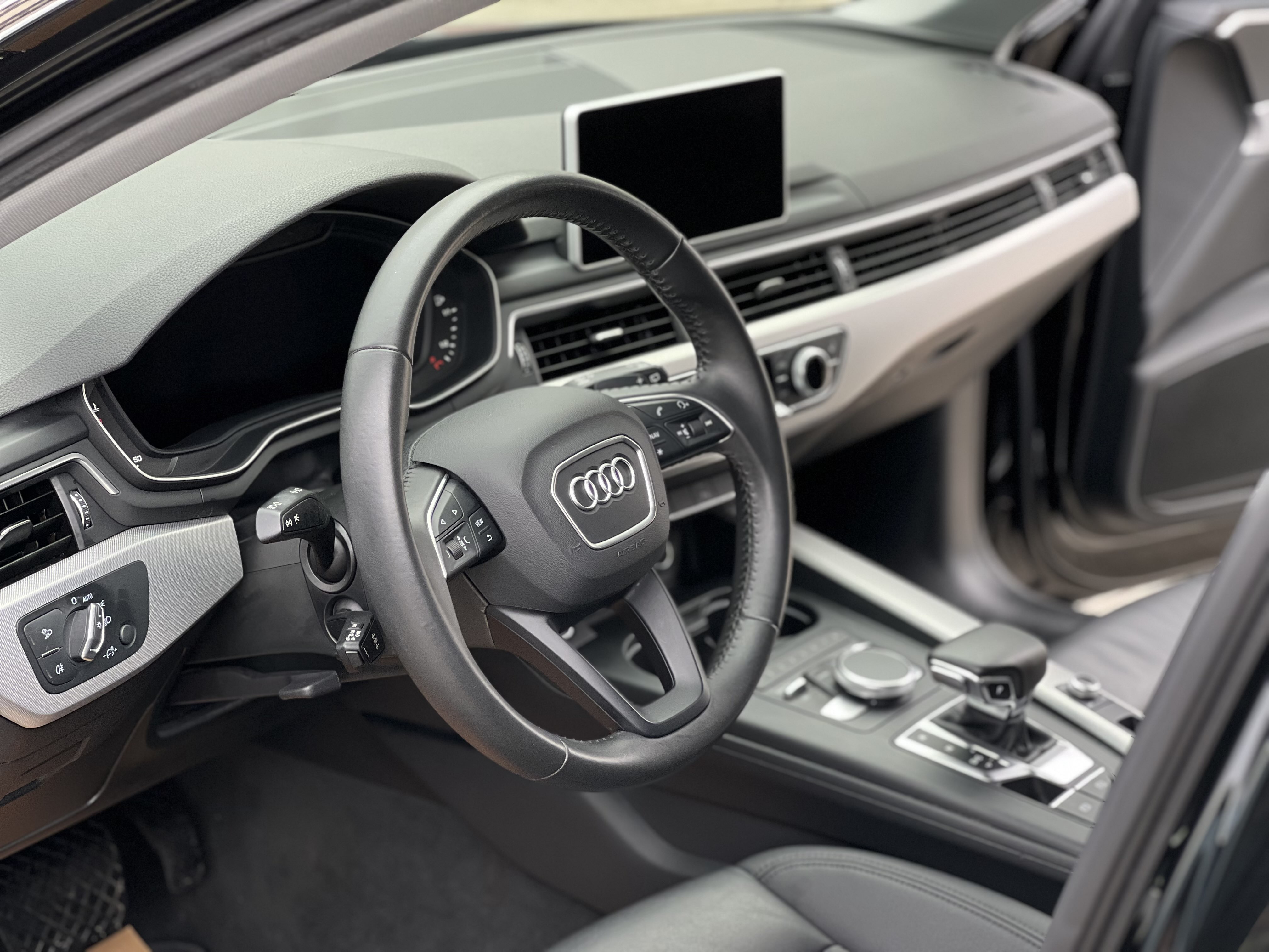 Audi A4 (Imported) 2020 car image #17