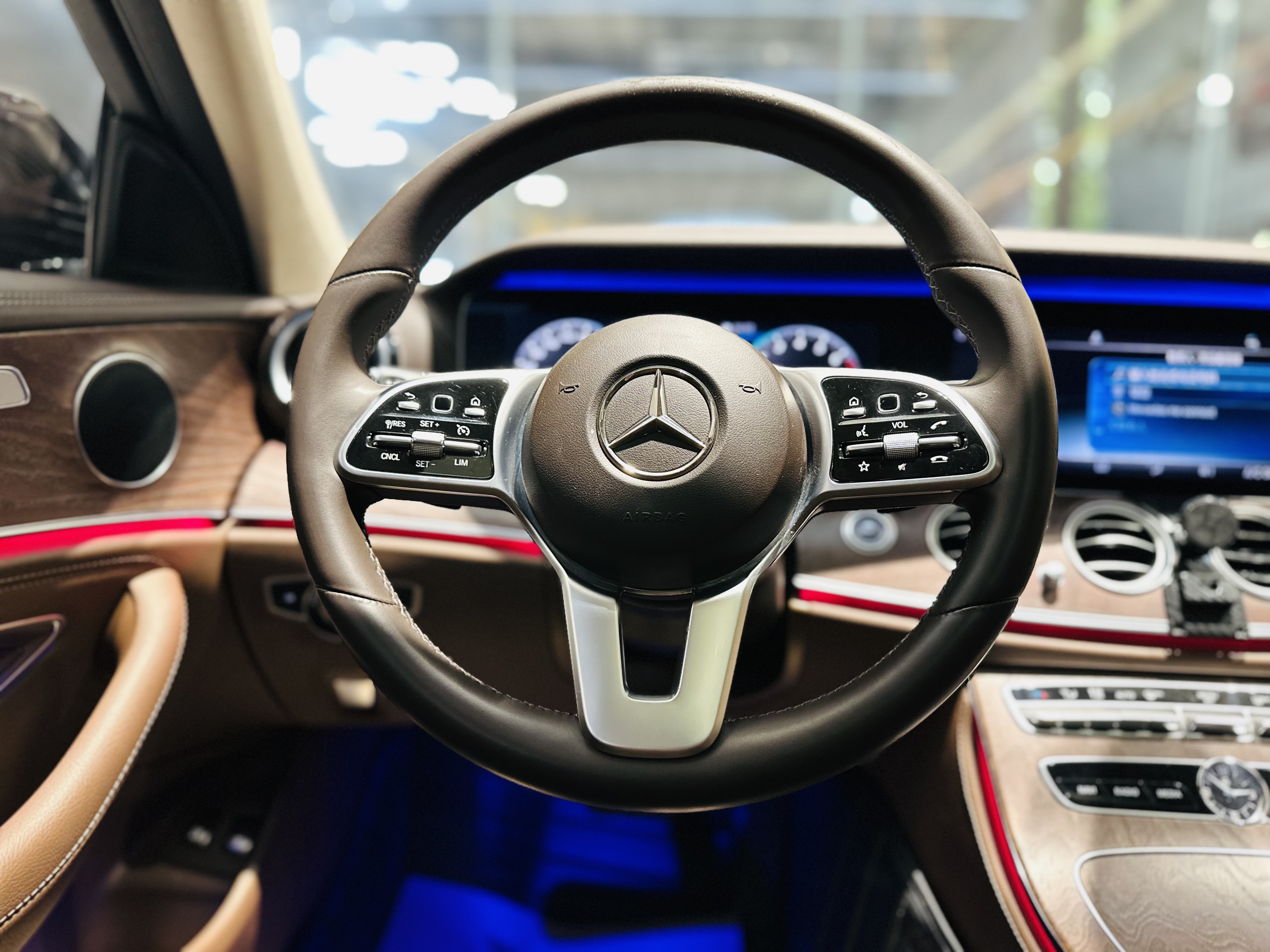 Mercedes-Benz E Class New Energy 2020 immagine di auto #17