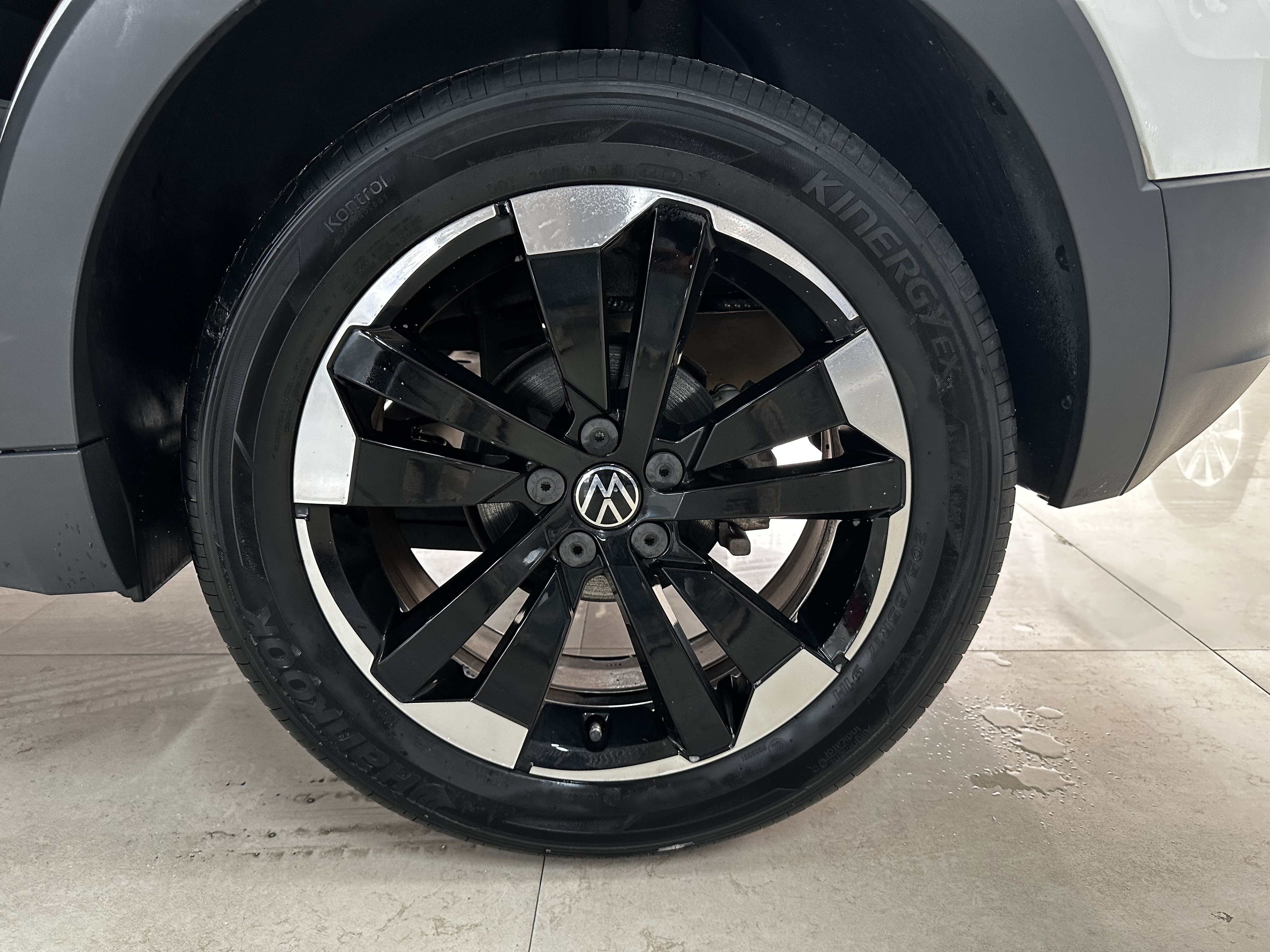 Volkswagen Tacqua 2020 #17 Volkswagen Tacqua 2020 car image #17