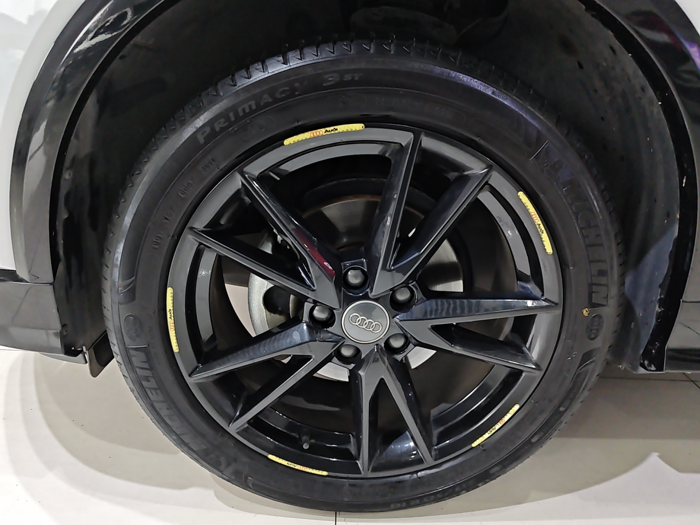 Audi Q2L 2020 صورة سيارة #17