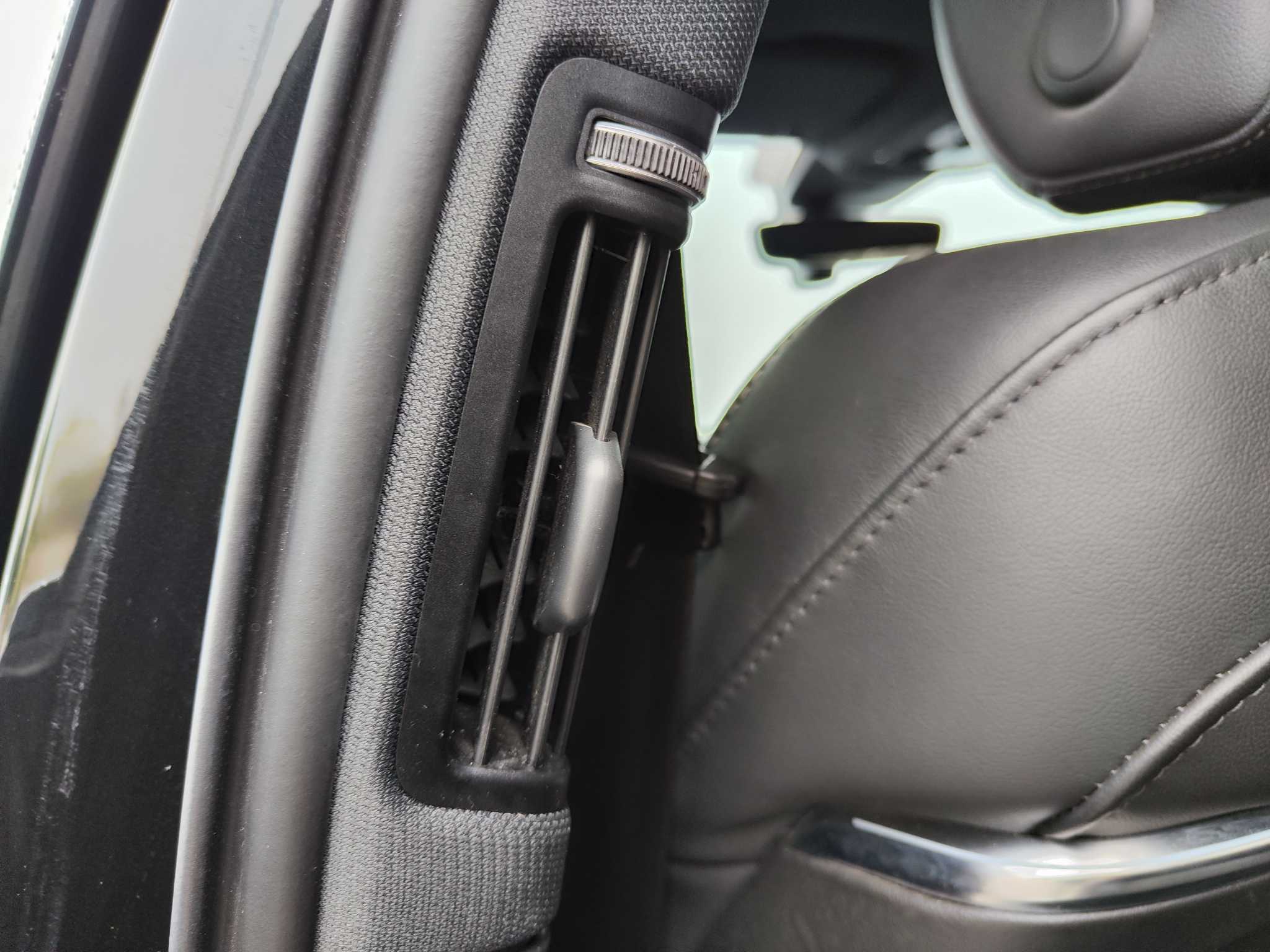 Audi A6L New Energy 2021 #17 Audi A6L New Energy 2021 car image #17