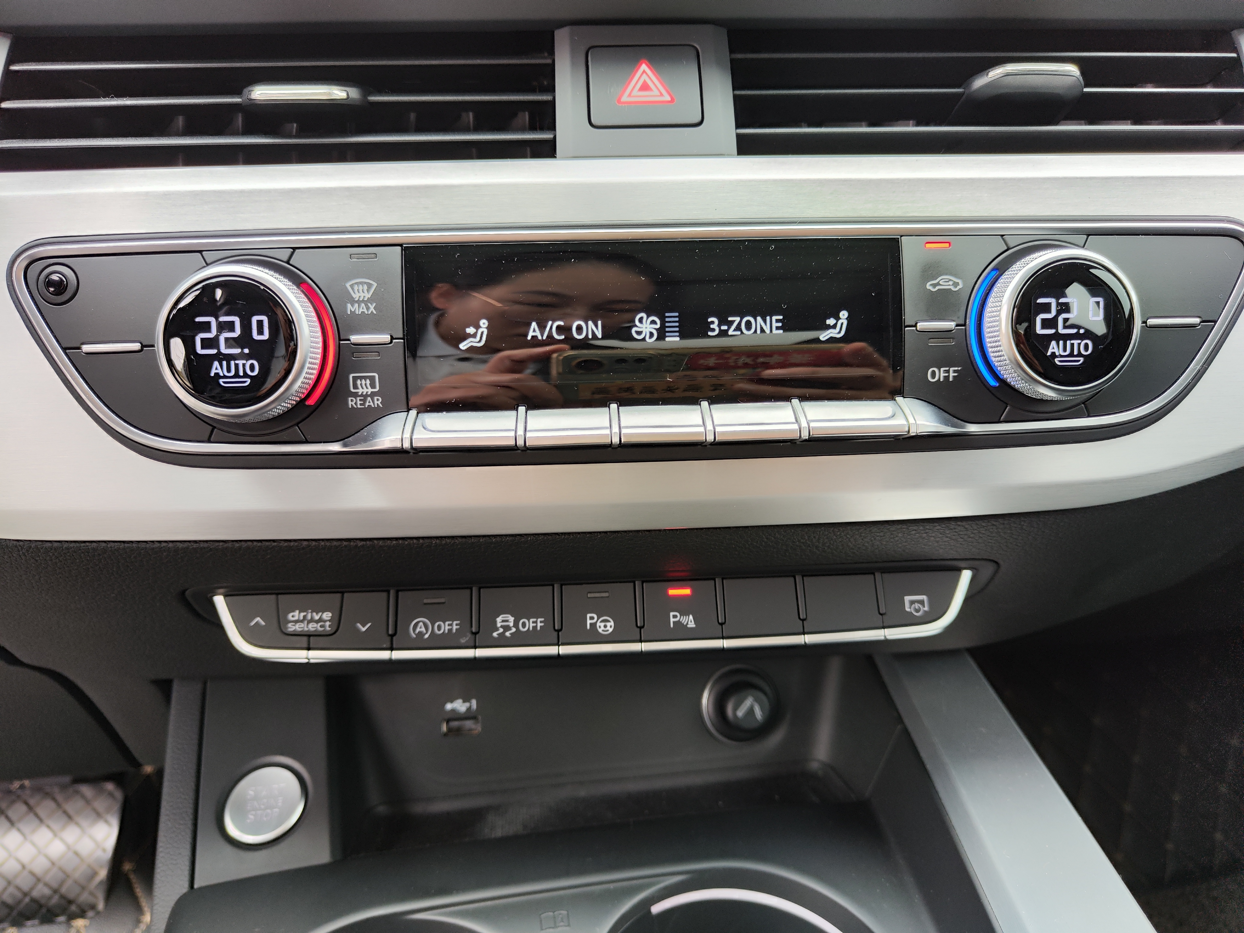 Audi A4L 2020 #17 Audi A4L 2020 car image #17