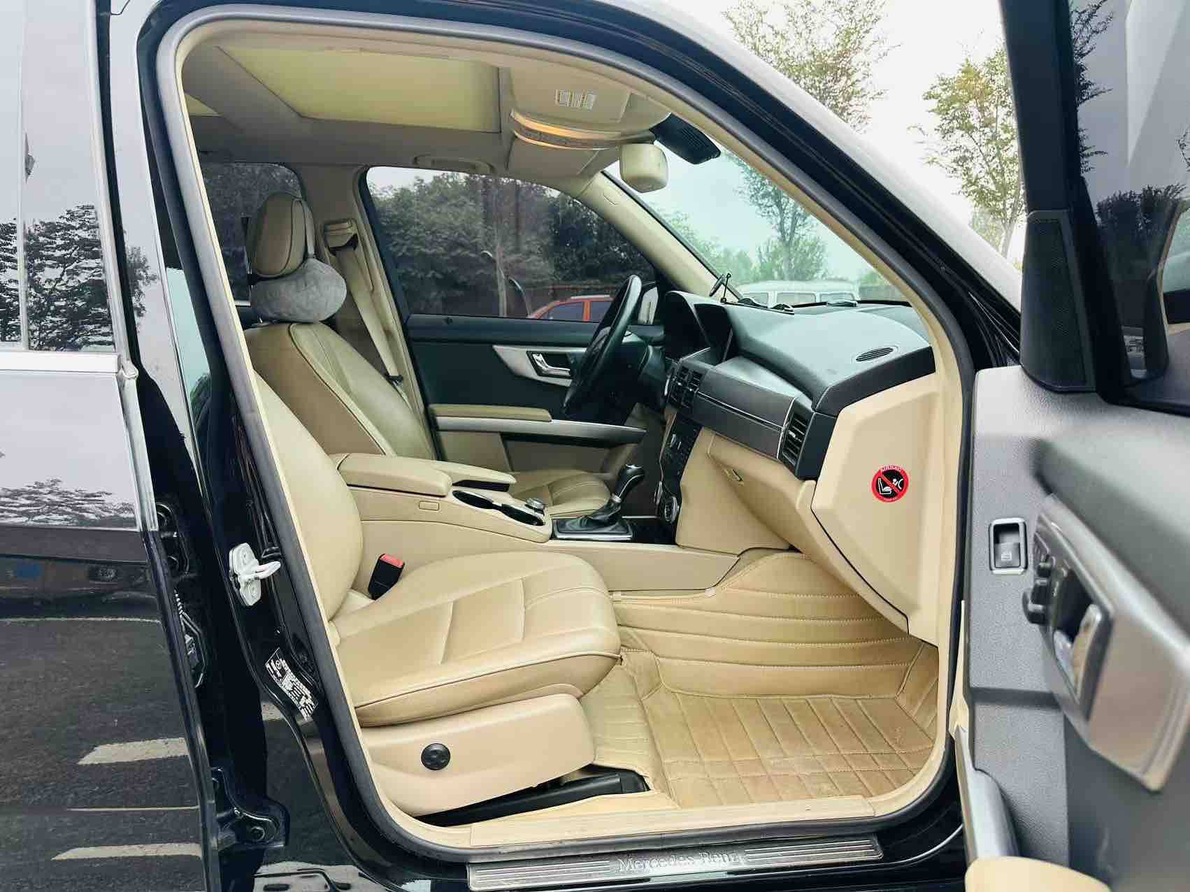 Mercedes-Benz GLK Class (Imported) 2010 #17 Mercedes-Benz GLK Class (Imported) 2010 car image #17