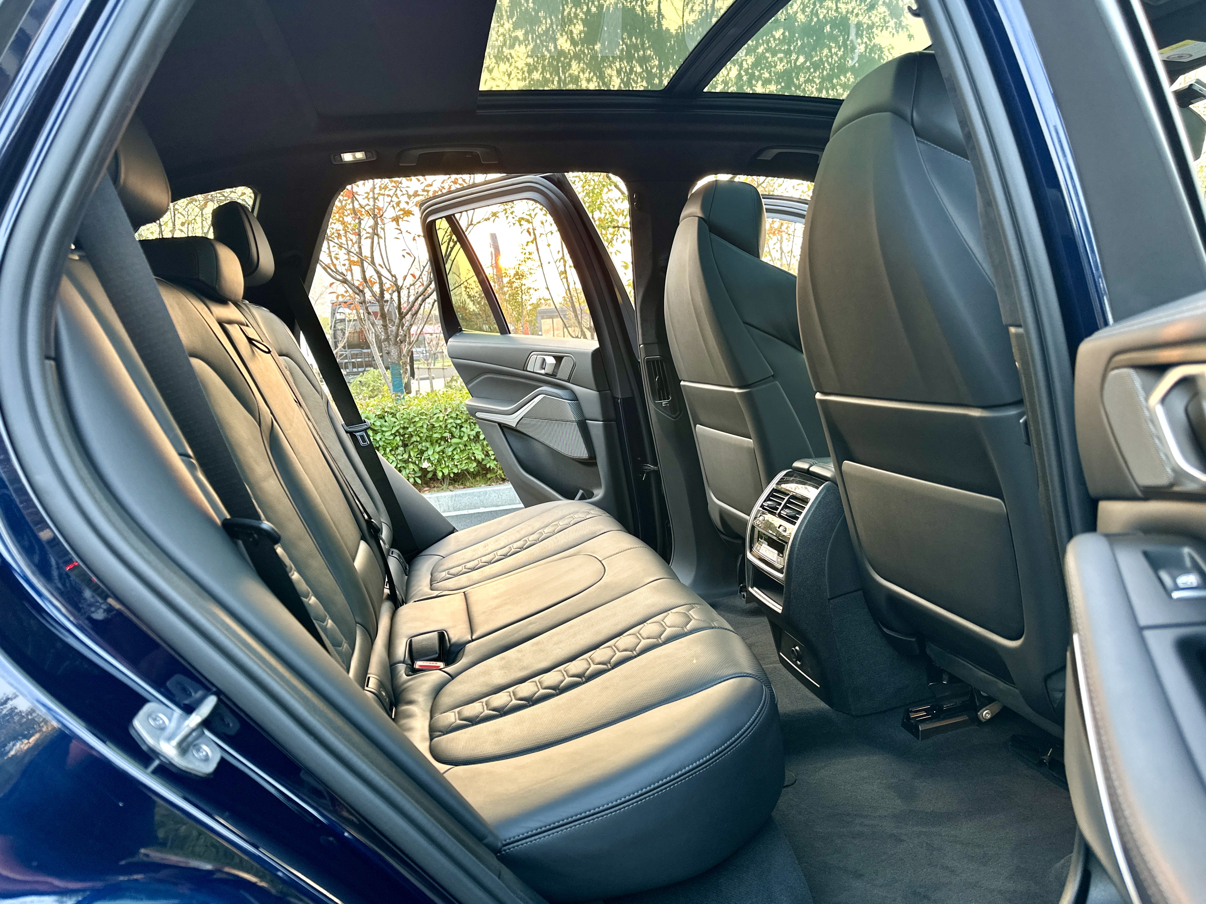 BMW X5 M 2021 car image #17