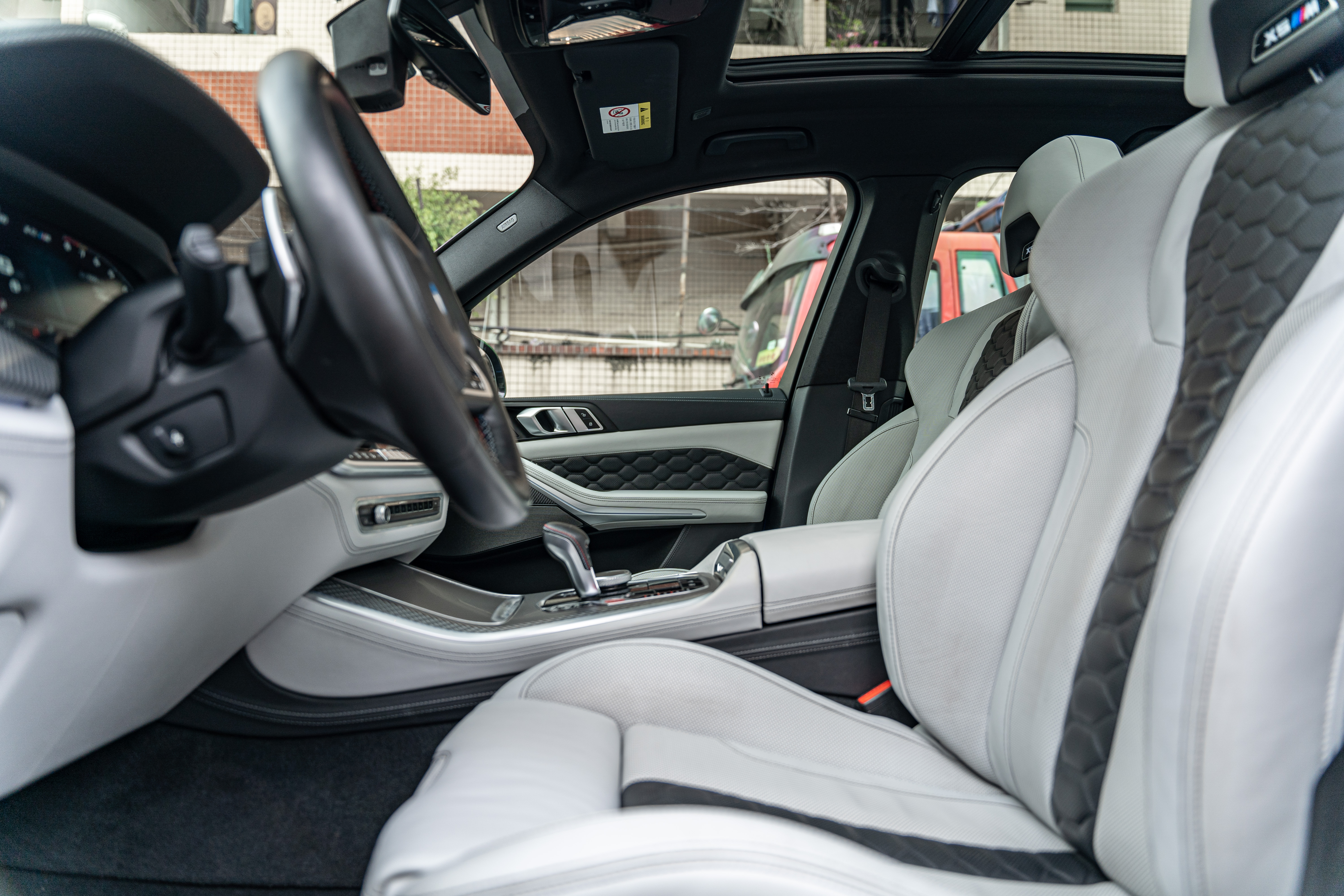 BMW X5 M 2020 immagine di auto #17