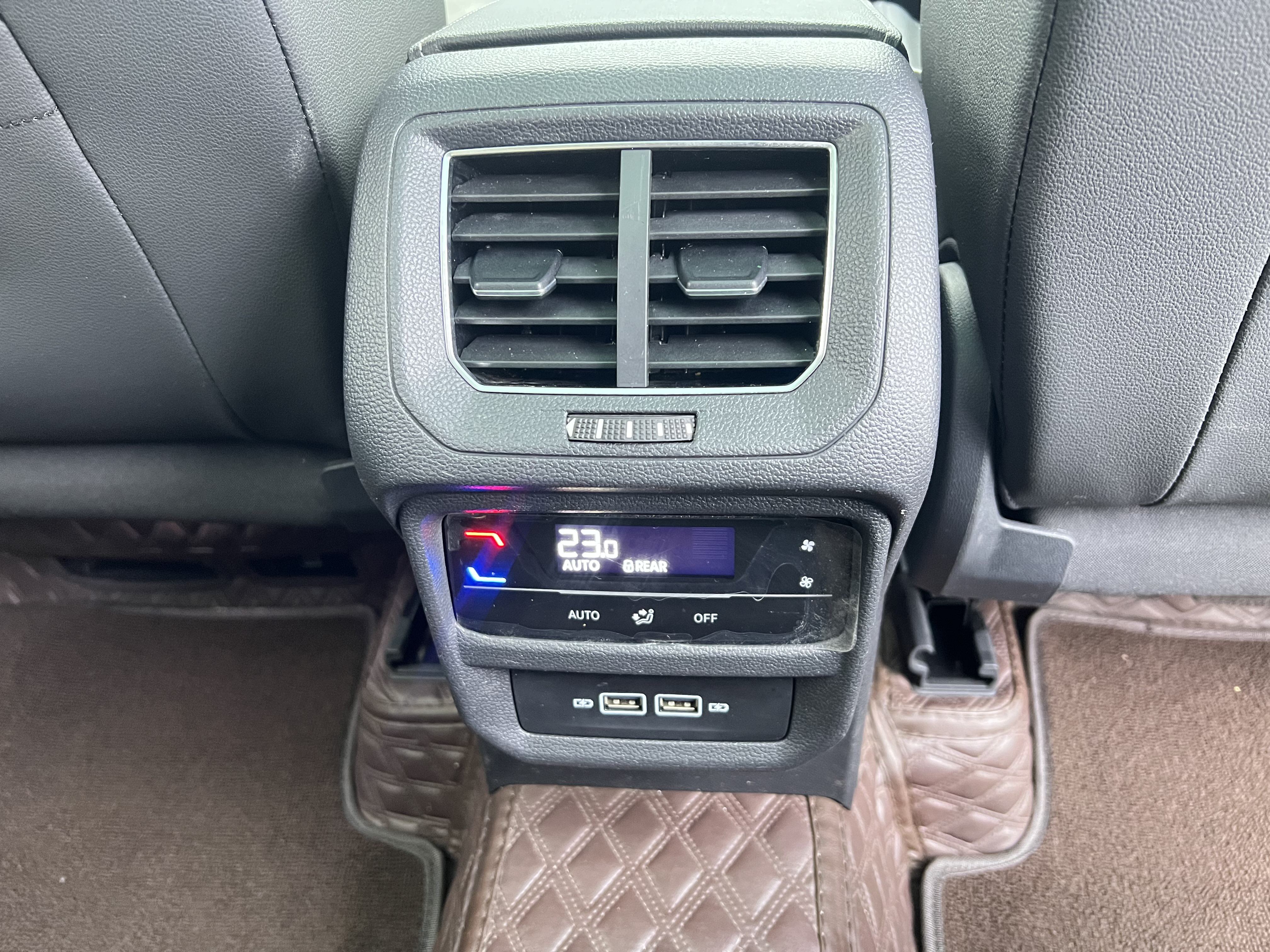 Volkswagen Tayron X 2021 car image #17