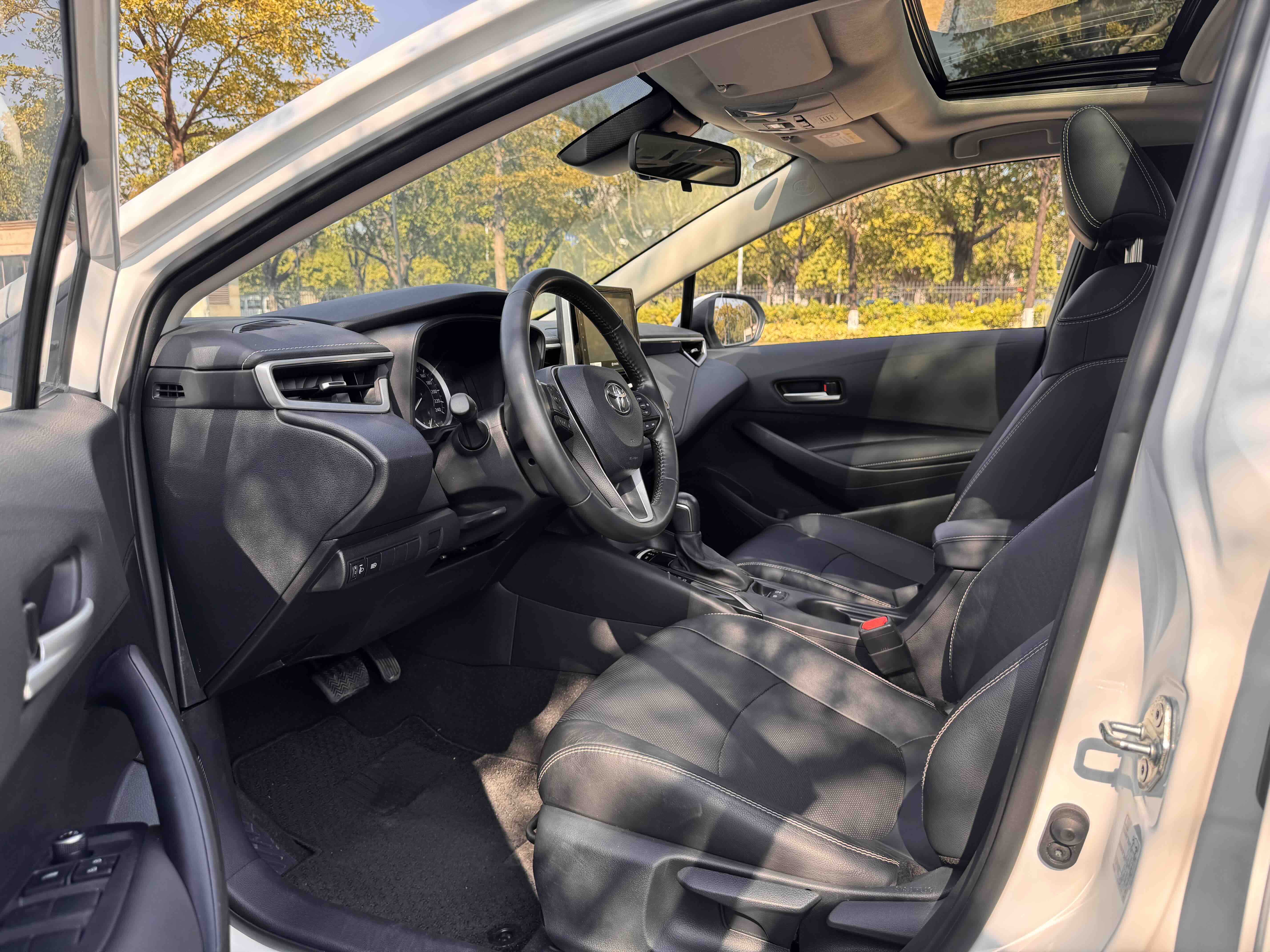 Corolla 2020 immagine di auto #17