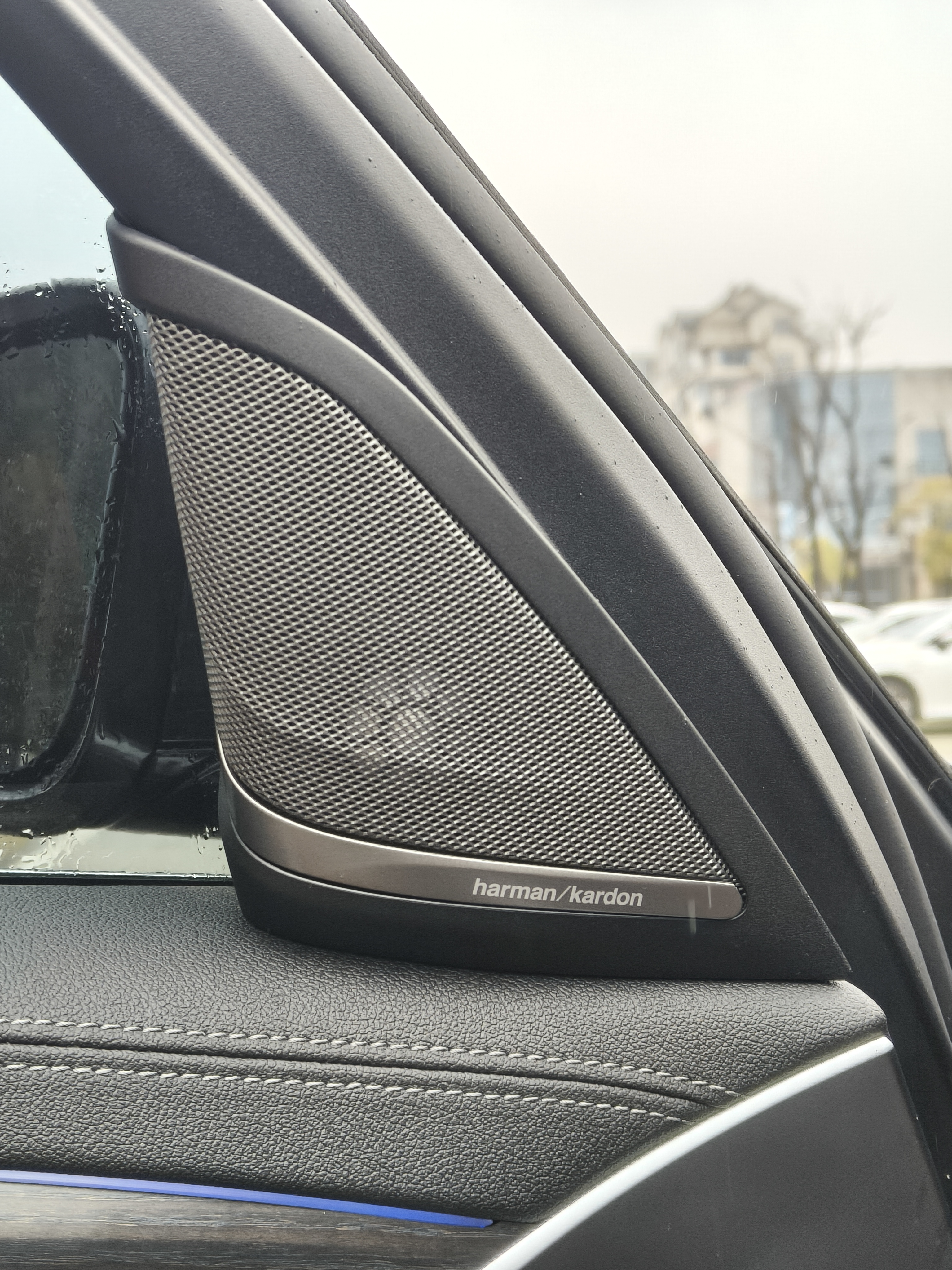 BMW 5 Series 2021 car image #17