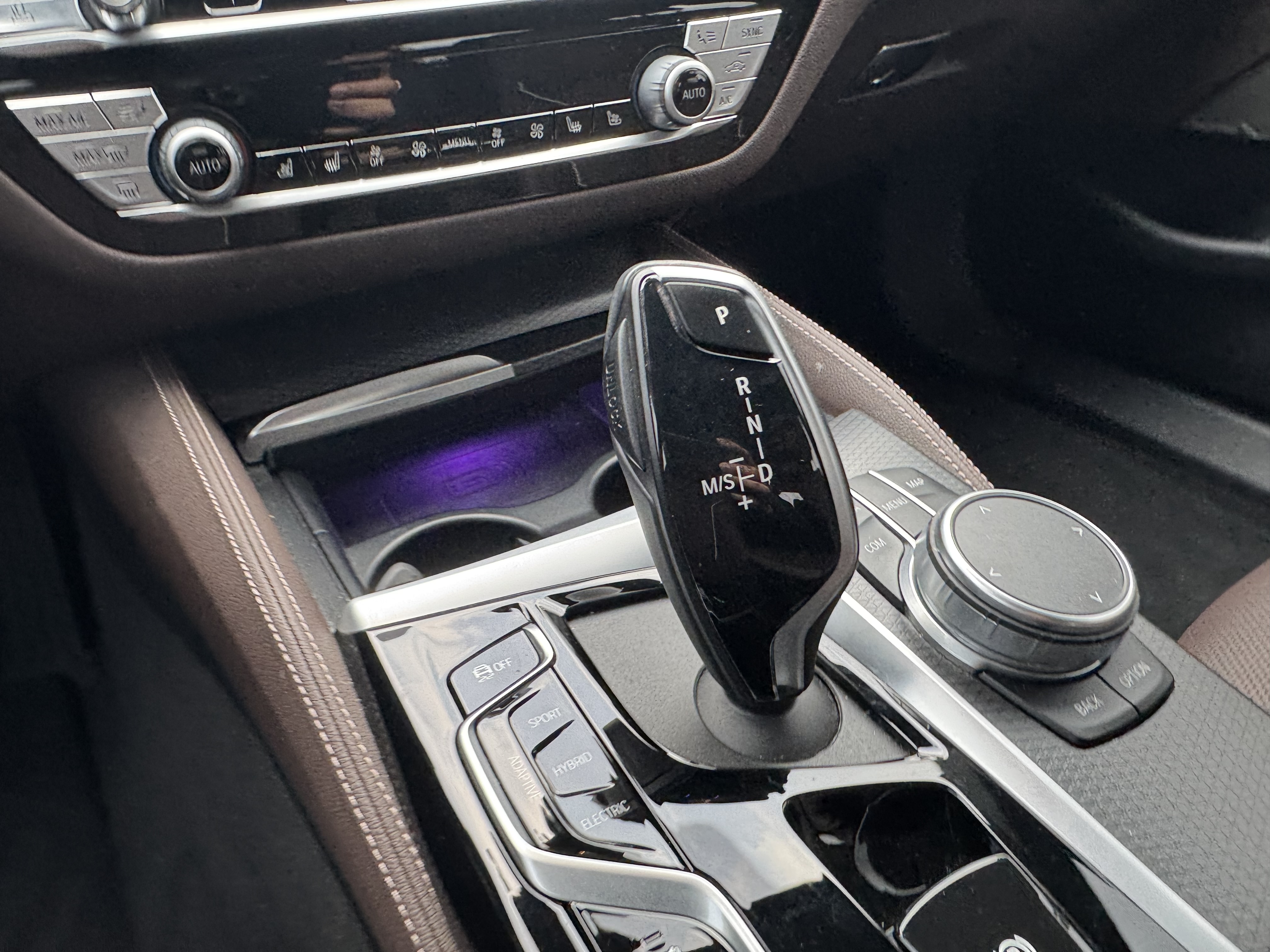 BMW 5 Series New Energy 2021 car image #17