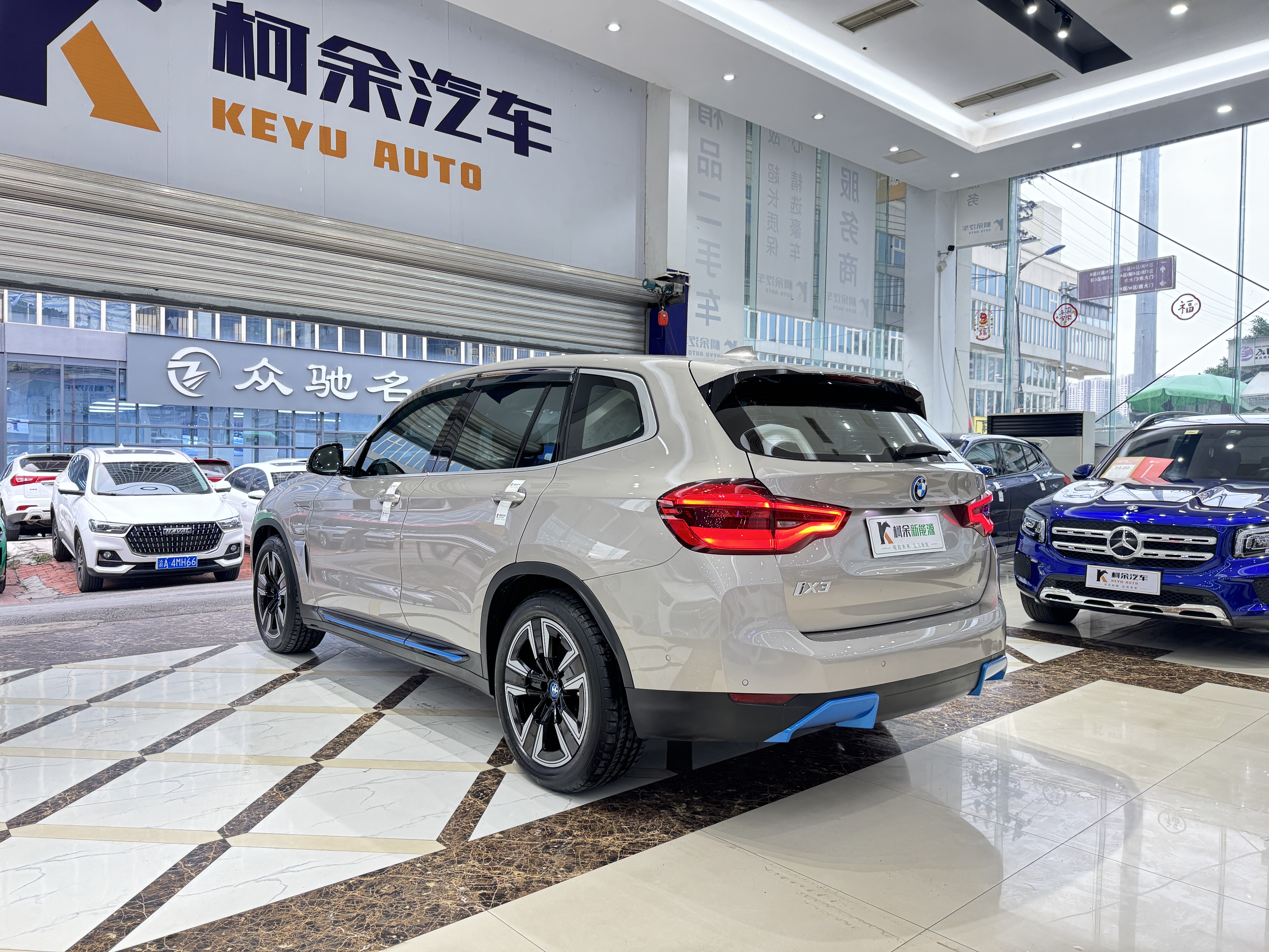 BMW iX3 2021 #17 BMW iX3 2021 immagine di auto #17