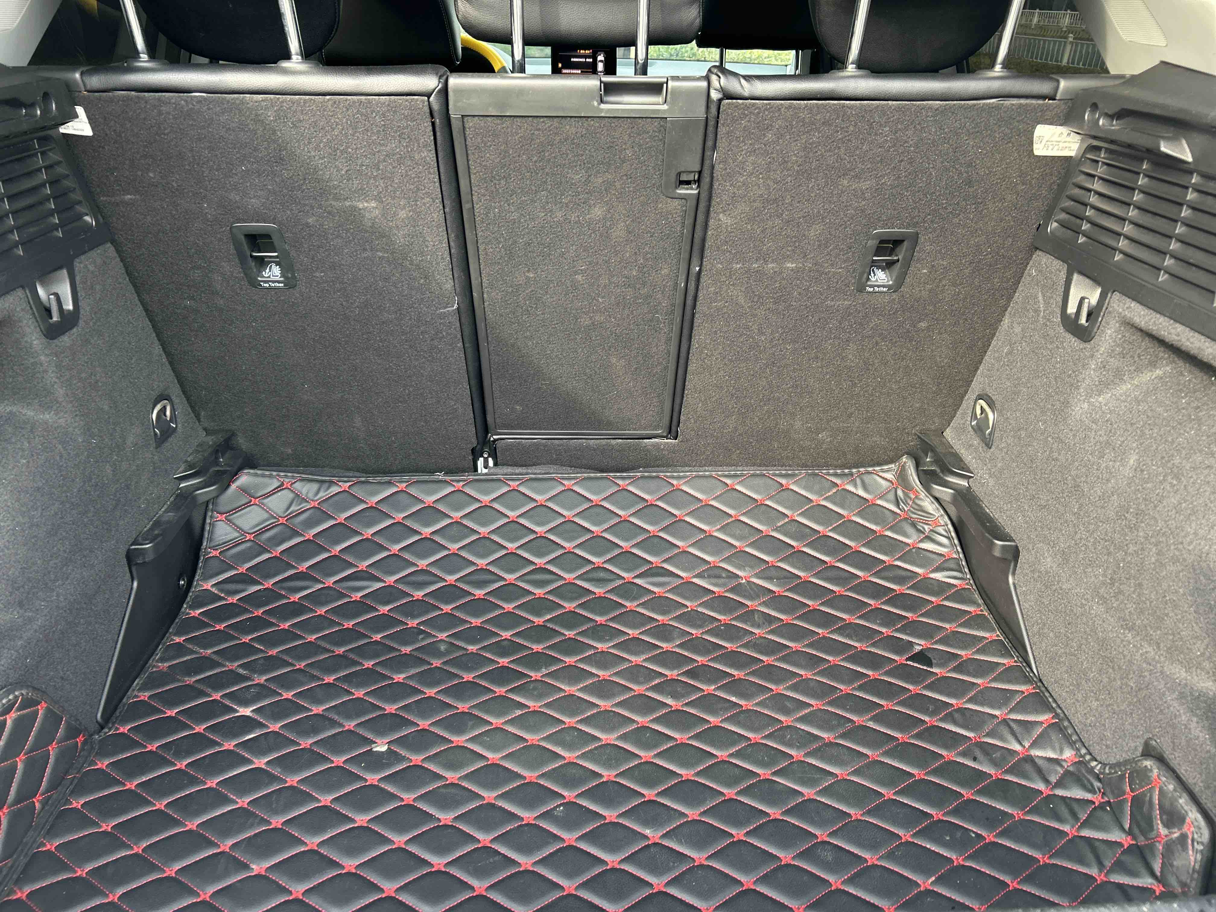 Audi Q2L 2021 car image #17