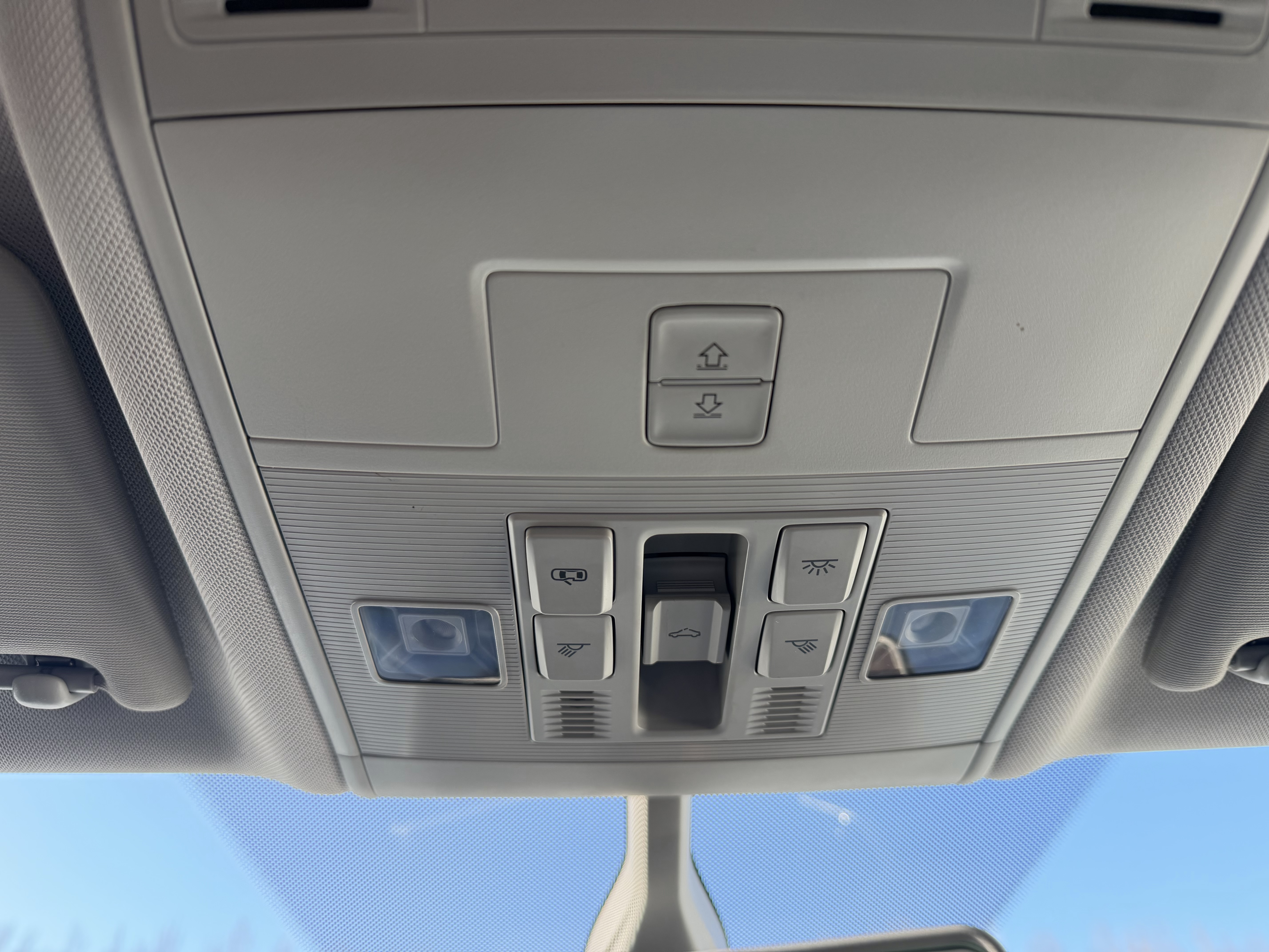 Volkswagen Tacqua 2021 car image #17