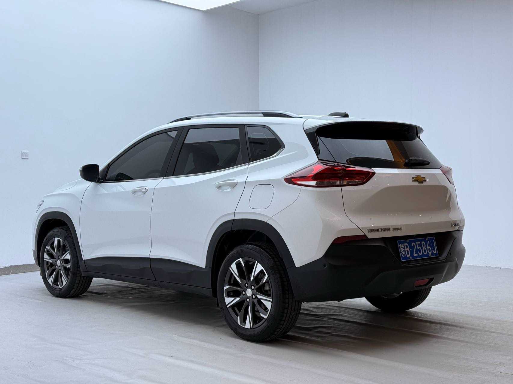 Chevrolet Tracker 2021 #17 Chevrolet Tracker 2021 car image #17