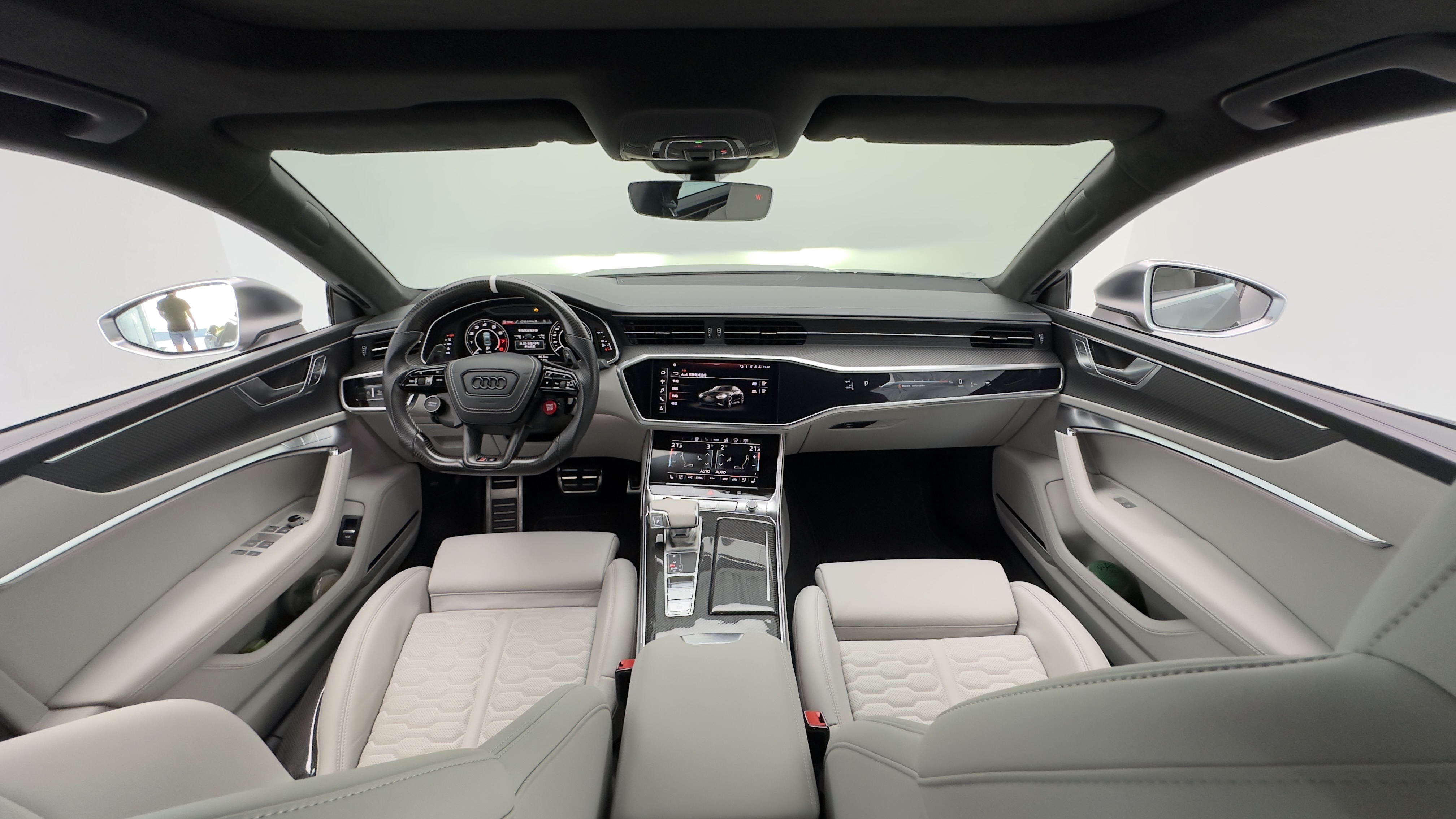 Audi RS 7 2021 car image #17