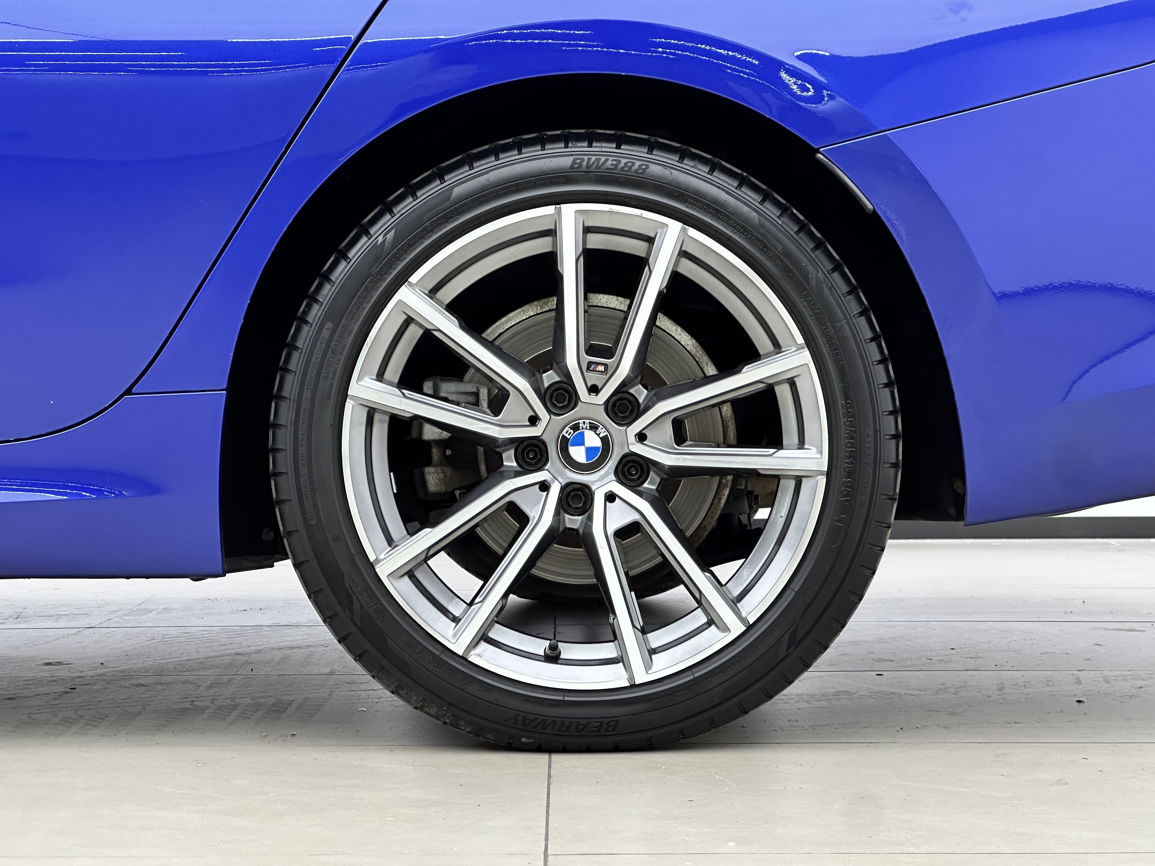 BMW 3 Series 2021 #17 BMW 3 Series 2021 car image #17