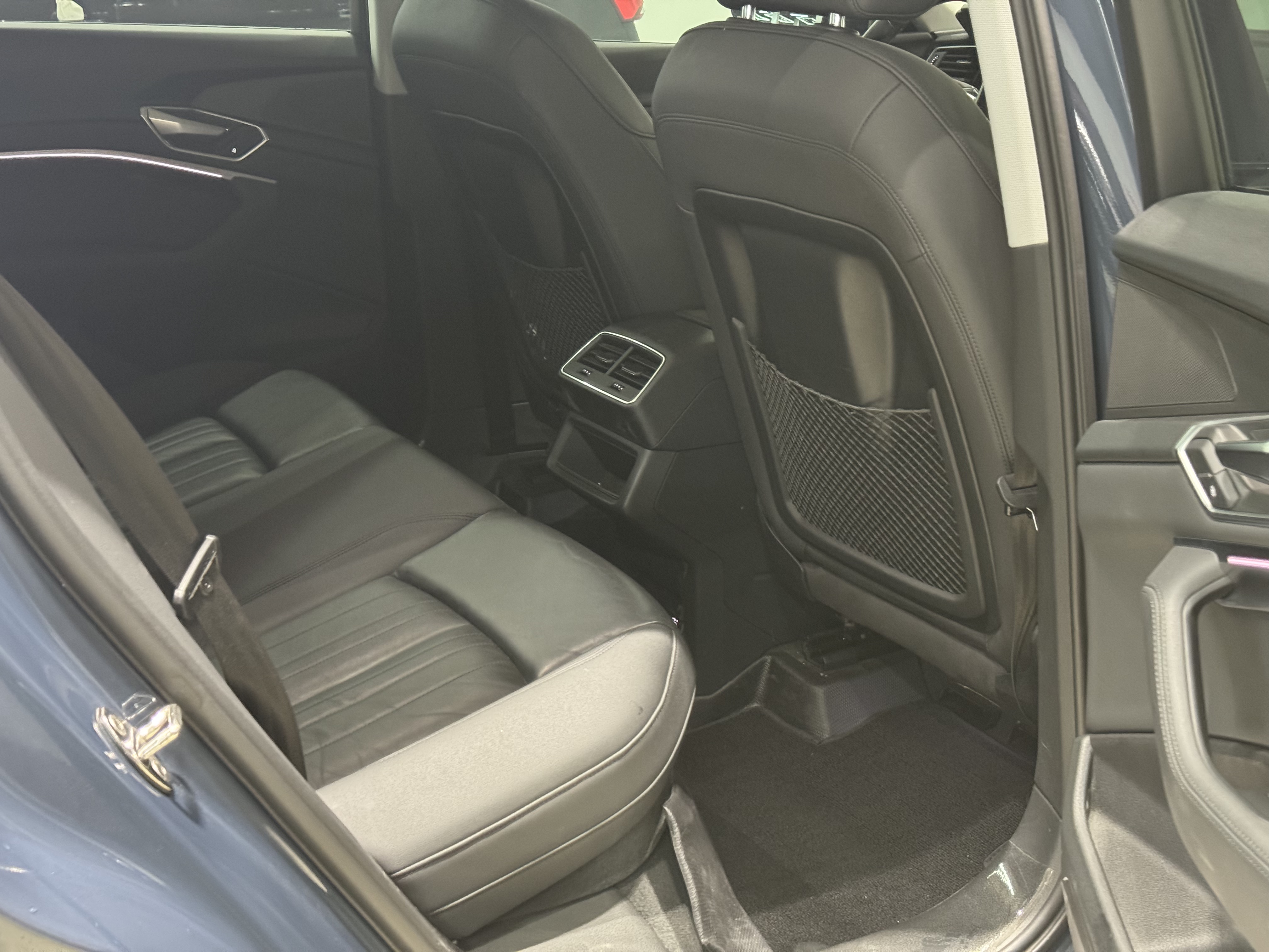 Audi e-tron (Imported) 2022 car image #17