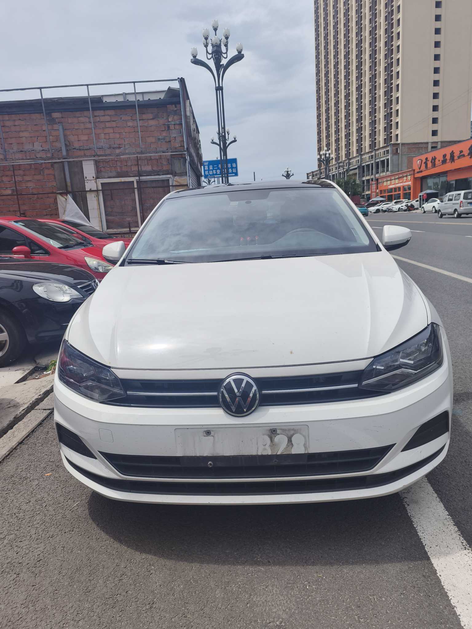 Volkswagen Polo 2022 car image #17