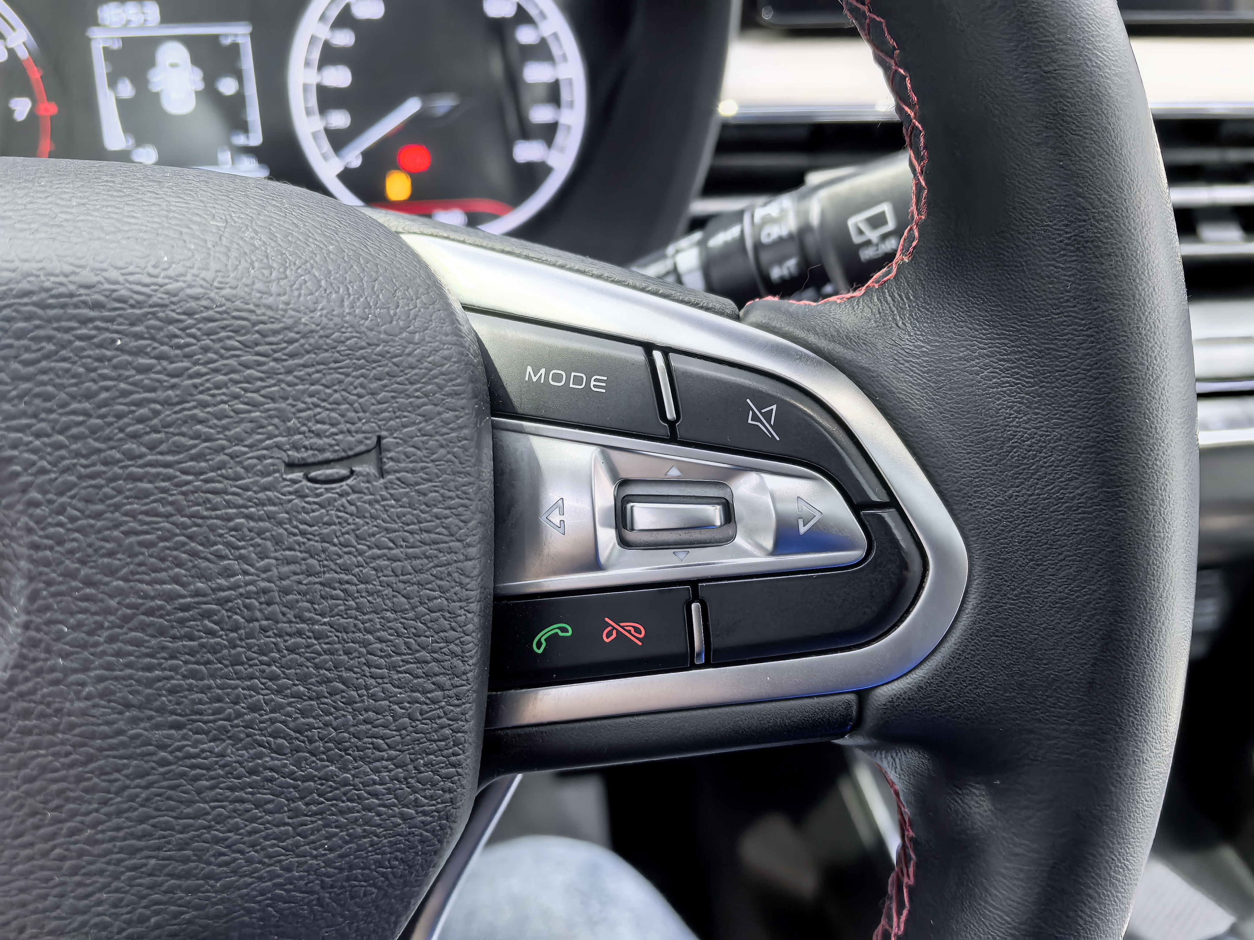 Vision X3 2022 car image #17