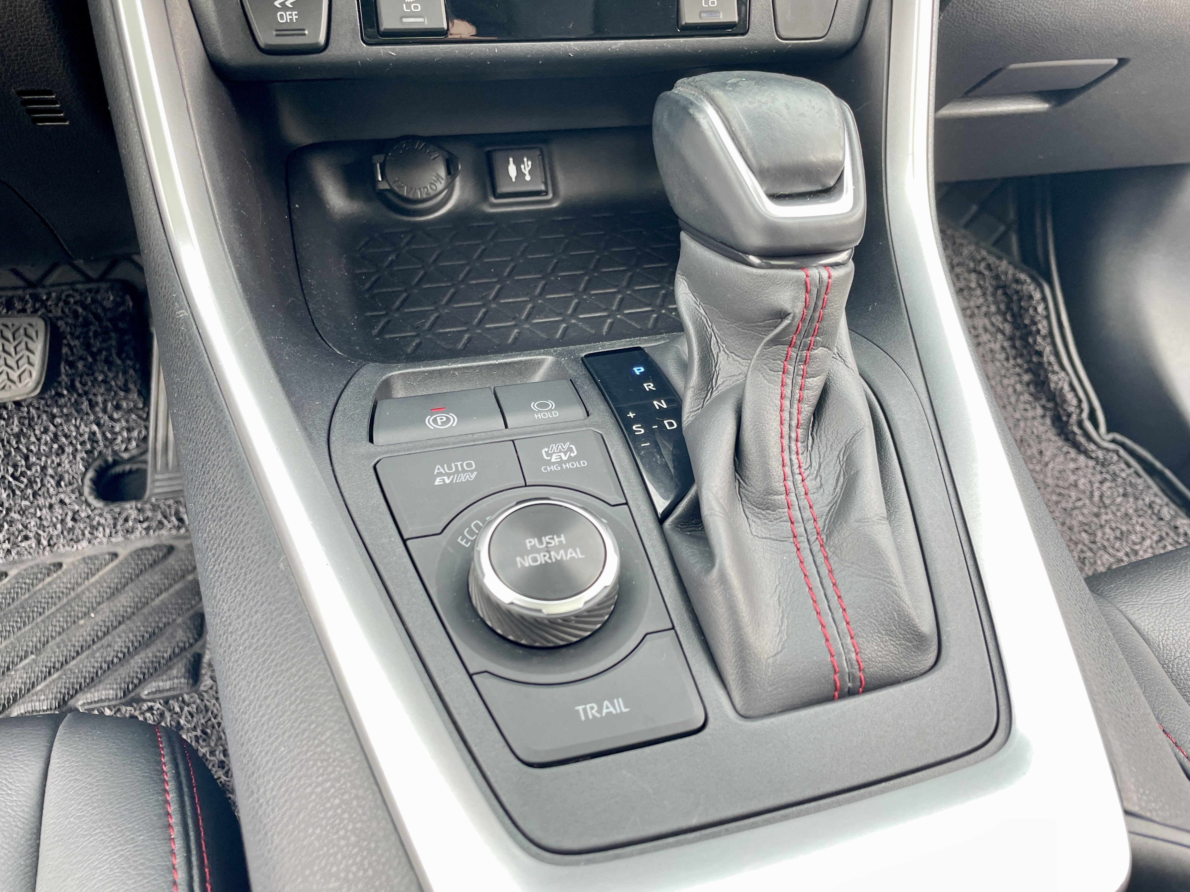 Toyota Wildlander New Energy 2021 #17 Toyota Wildlander New Energy 2021 car image #17