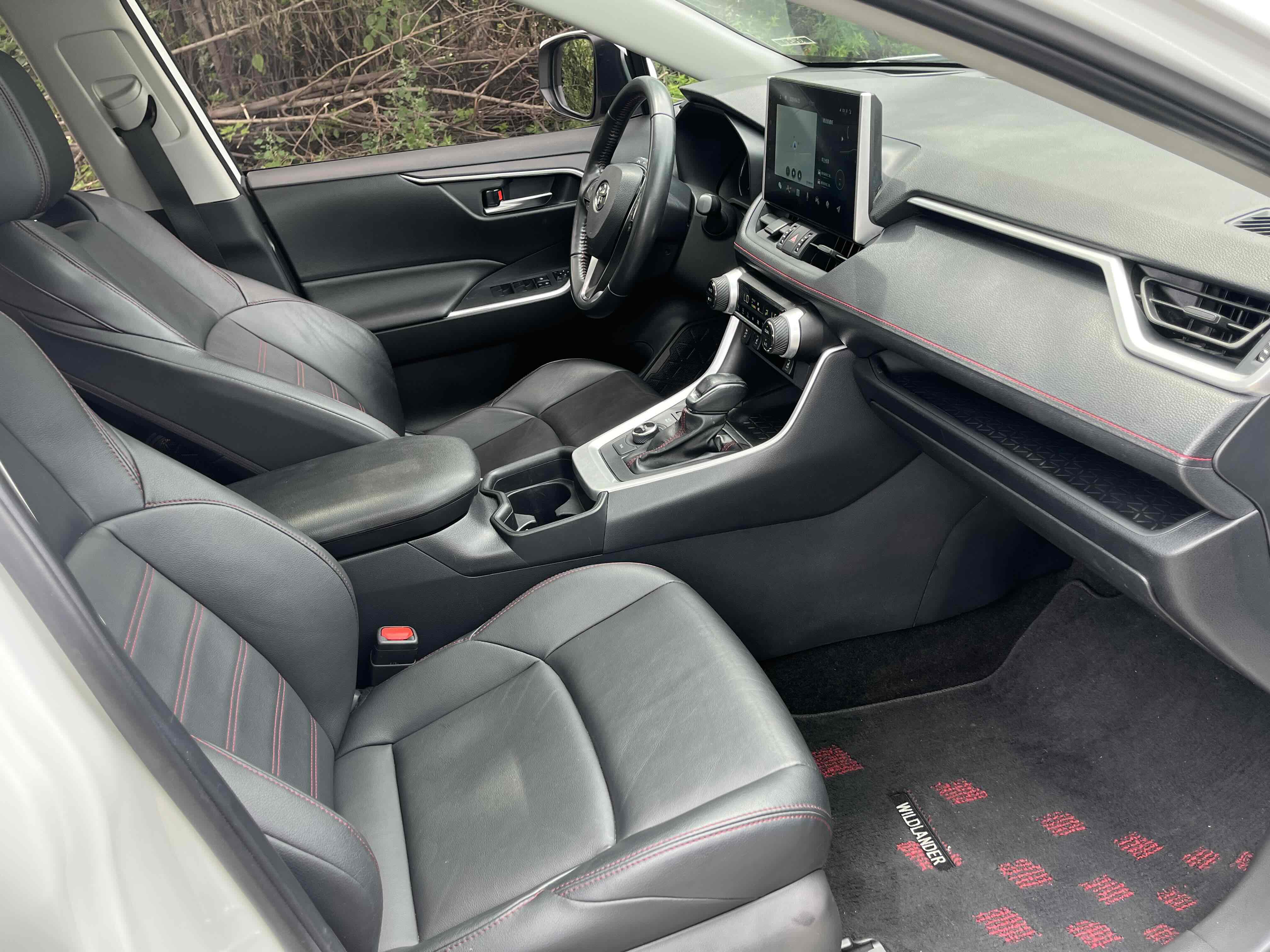 丰田 威兰达新能源 2022 #17 丰田 威兰达新能源 2022 汽车图片 #17