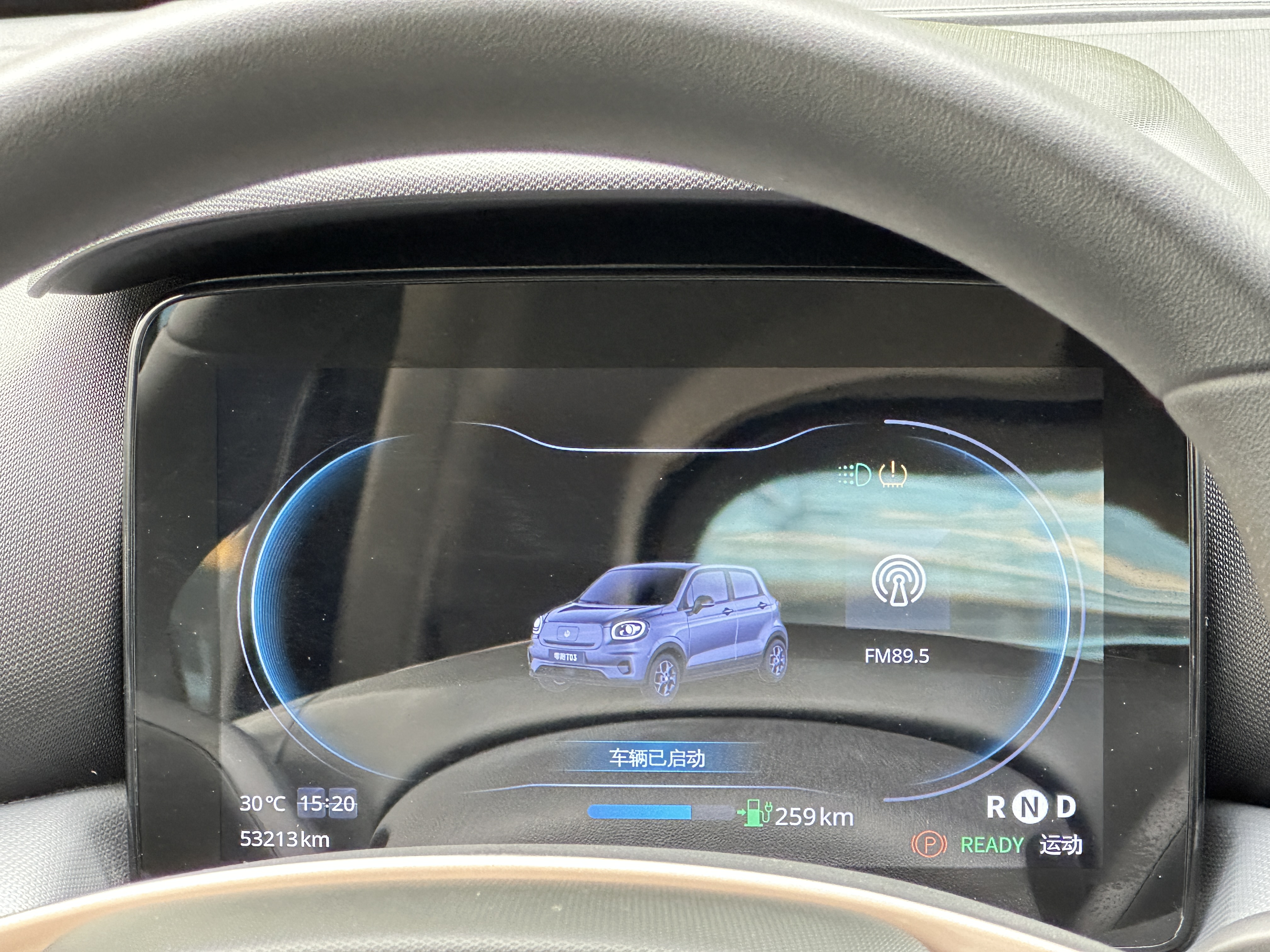 零跑汽车 零跑T03 2021 汽车图片 #17