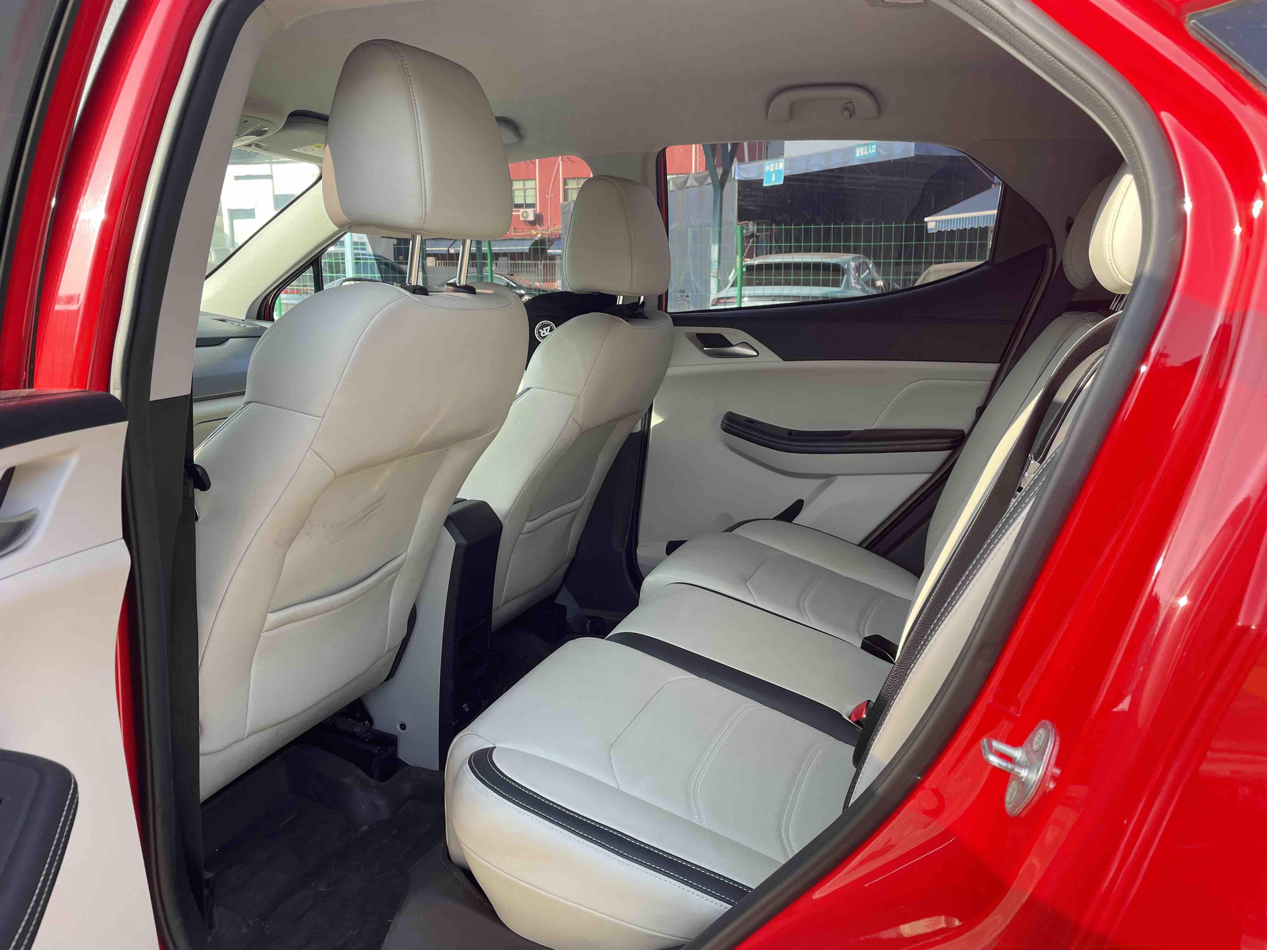 BYD Yuan Pro 2022 car image #17