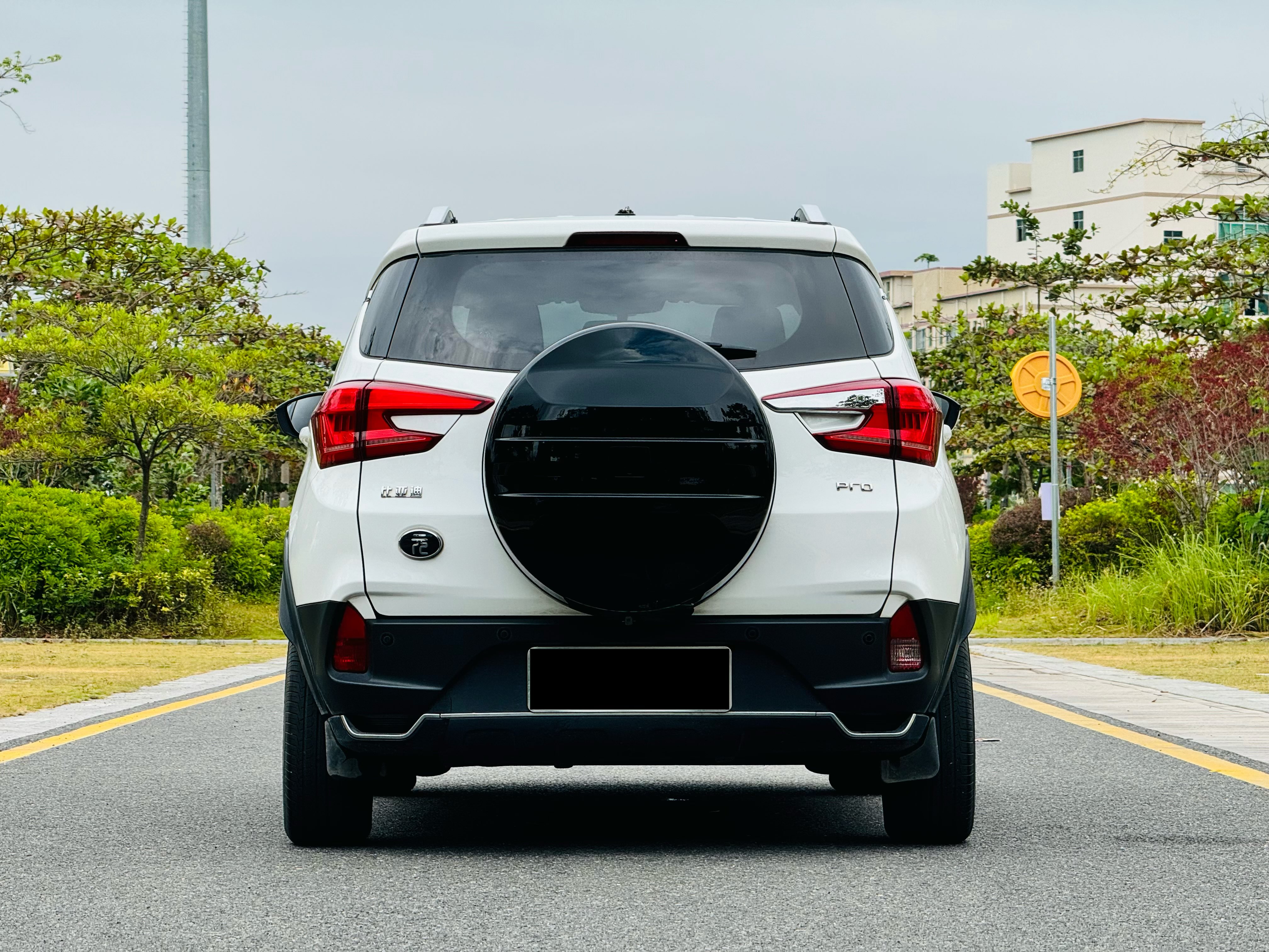 BYD Yuan 2021 car image #17