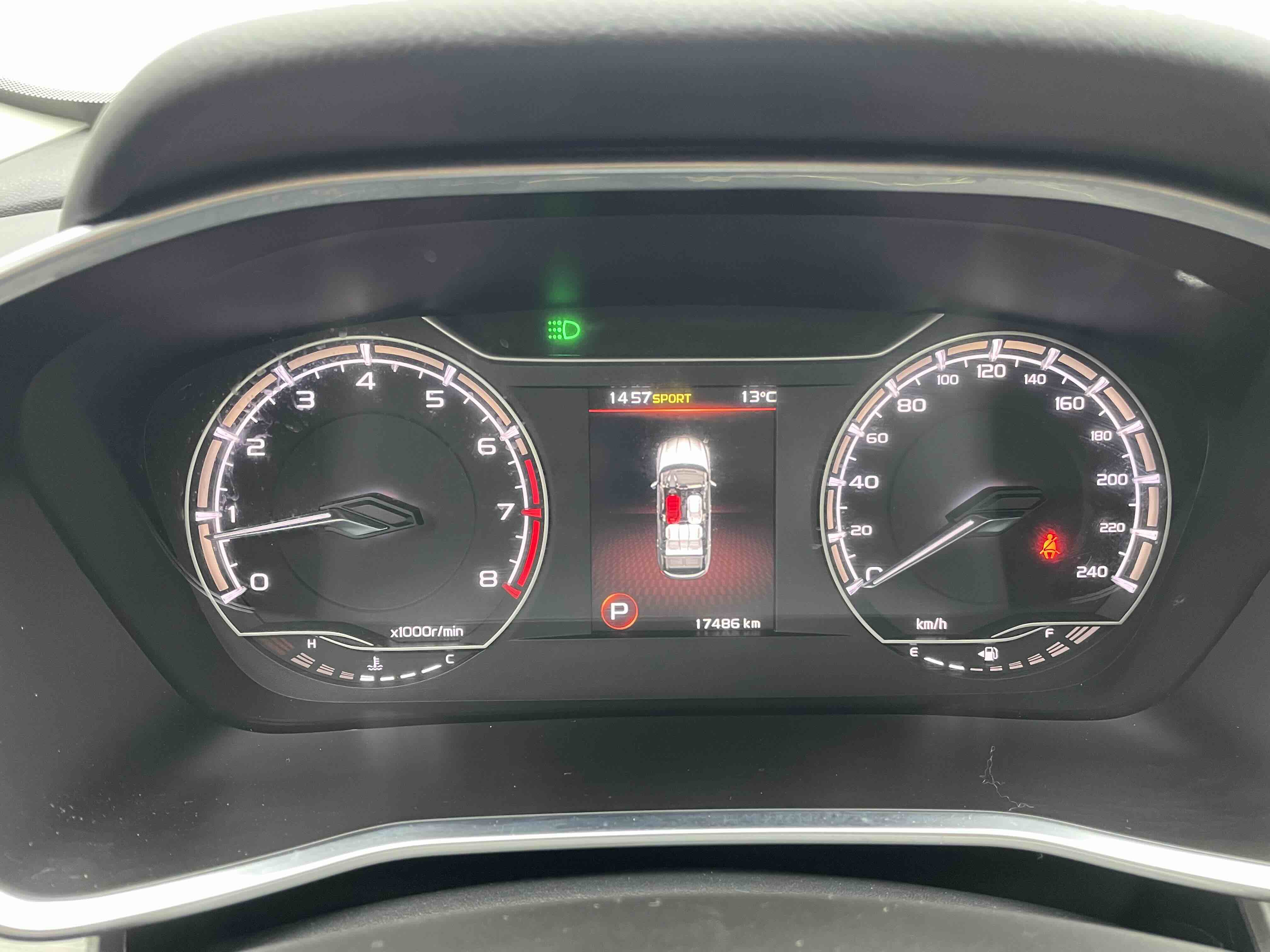 GEELY Coolray 2021 car image #17
