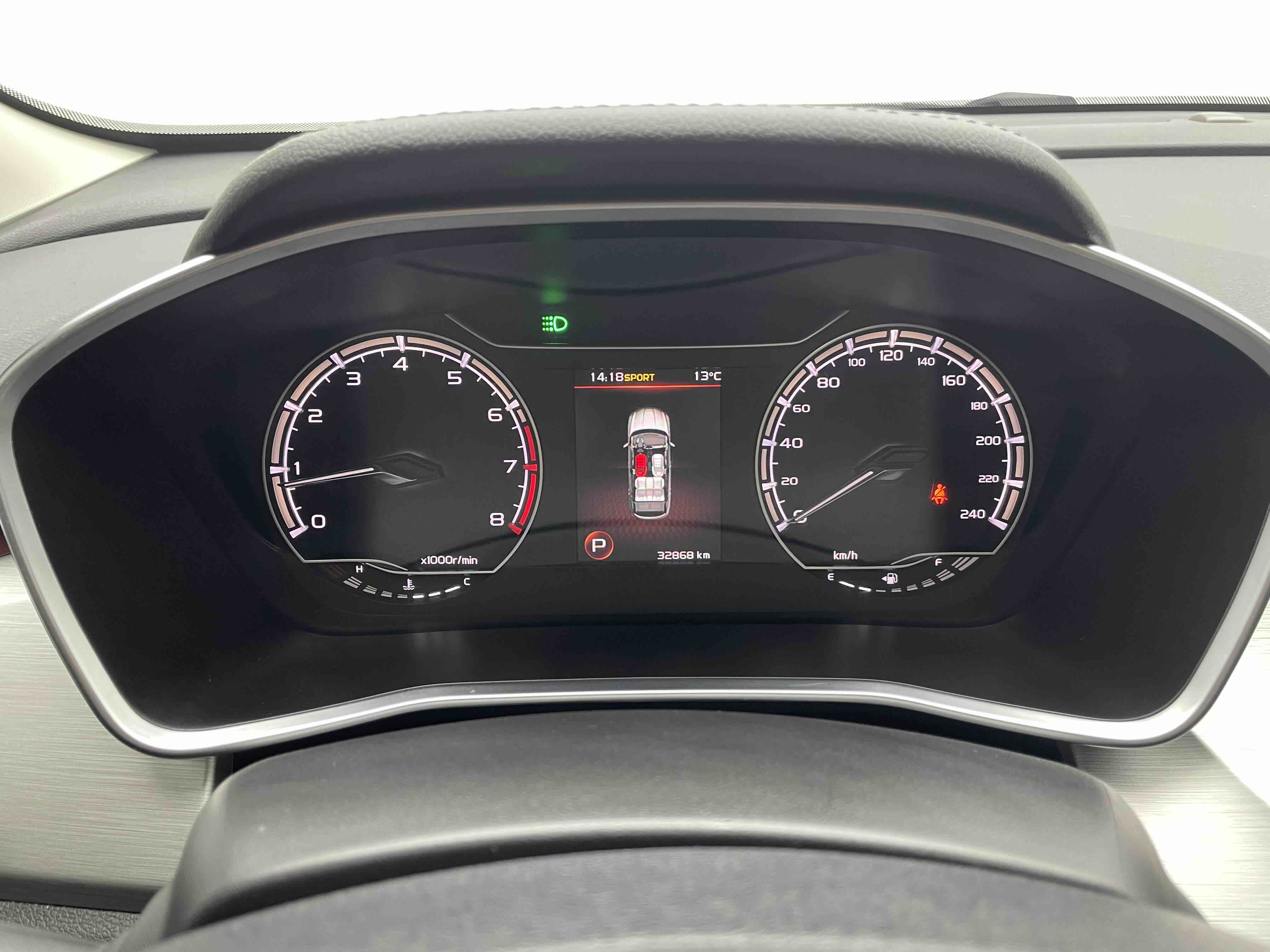 GEELY Coolray 2022 car image #17