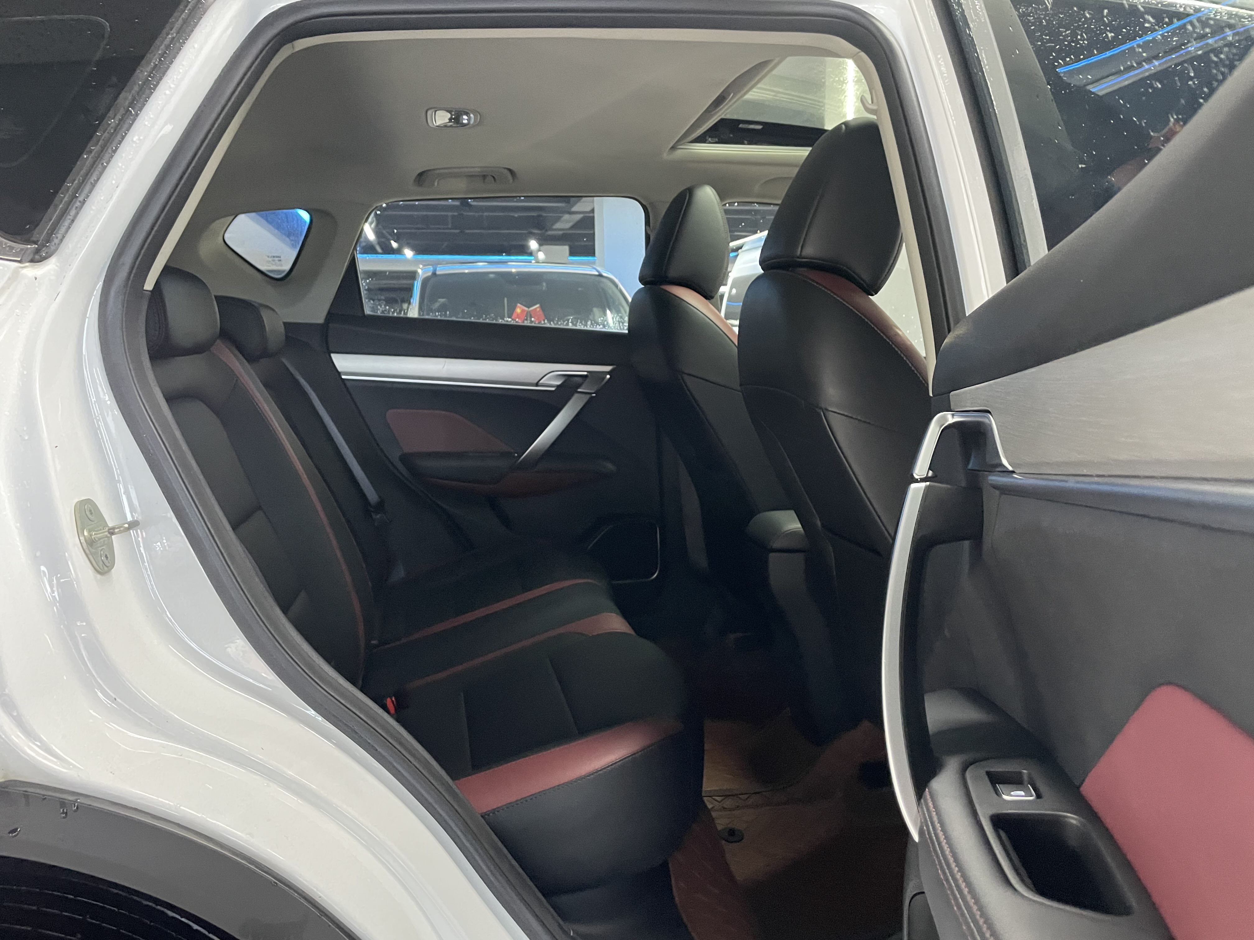 GEELY Coolray 2022 #17 GEELY Coolray 2022 car image #17