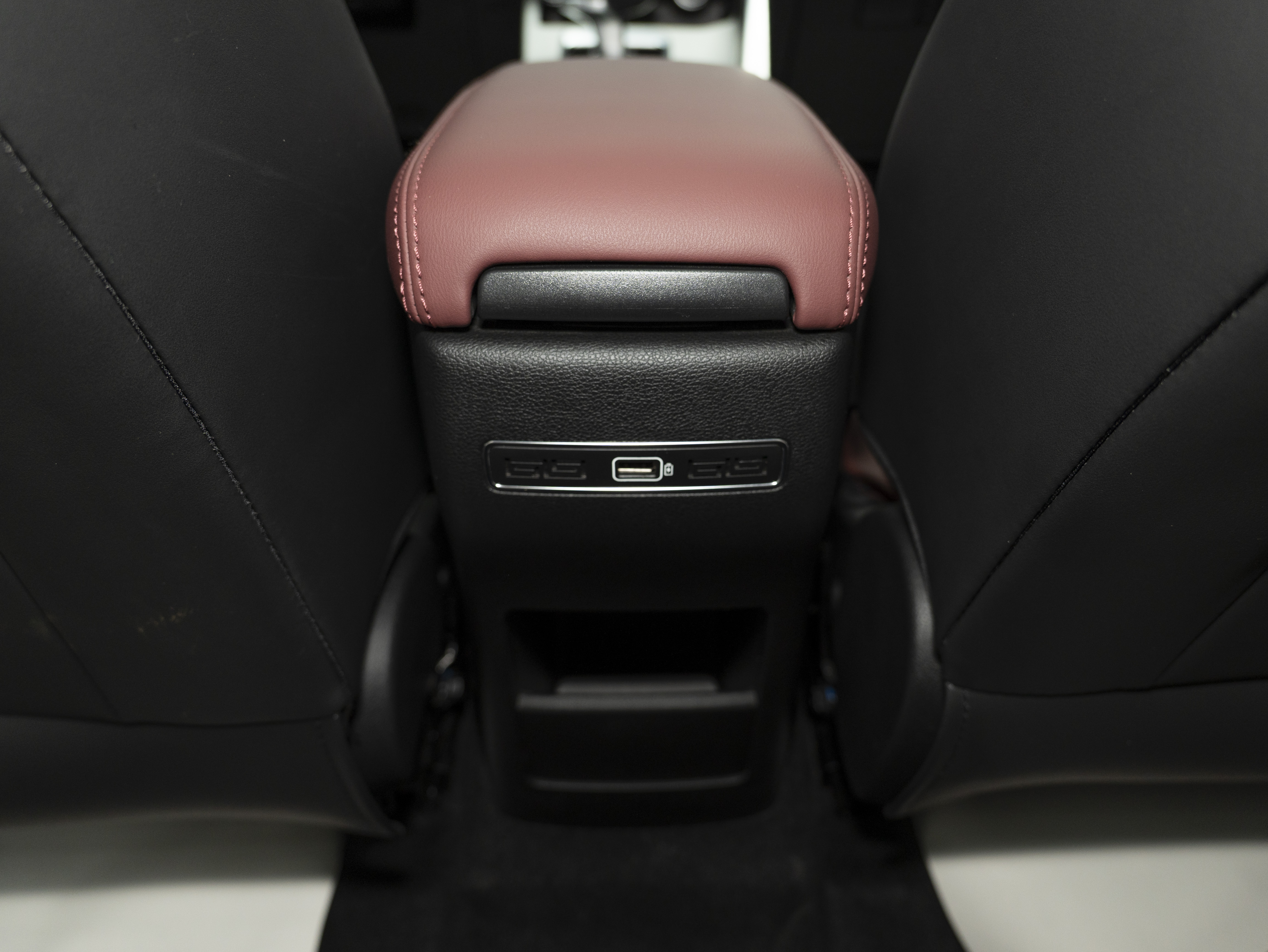 GEELY Coolray 2021 #17 GEELY Coolray 2021 car image #17