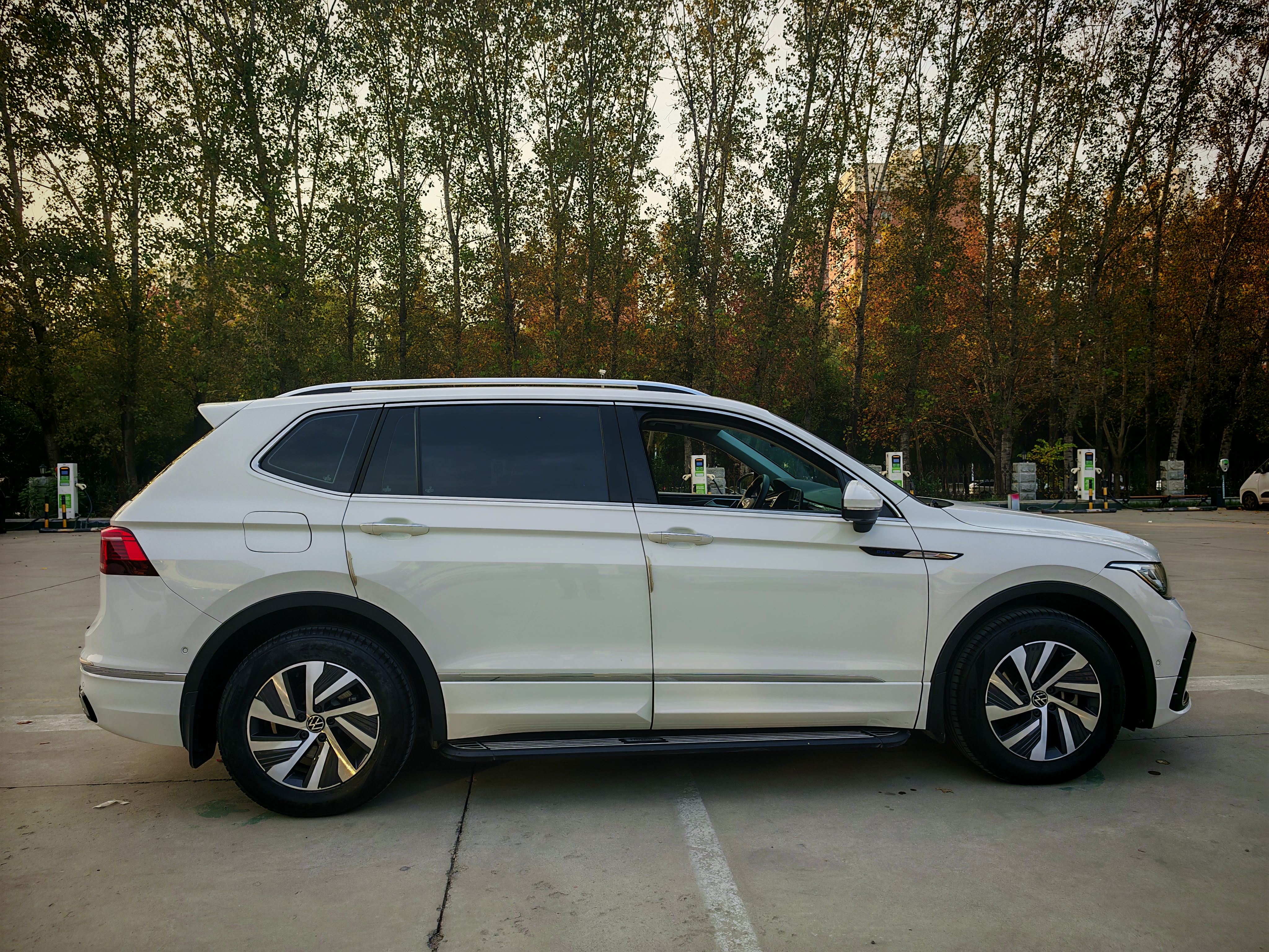 Volkswagen Tiguan L New Energy 2022 صورة سيارة #17