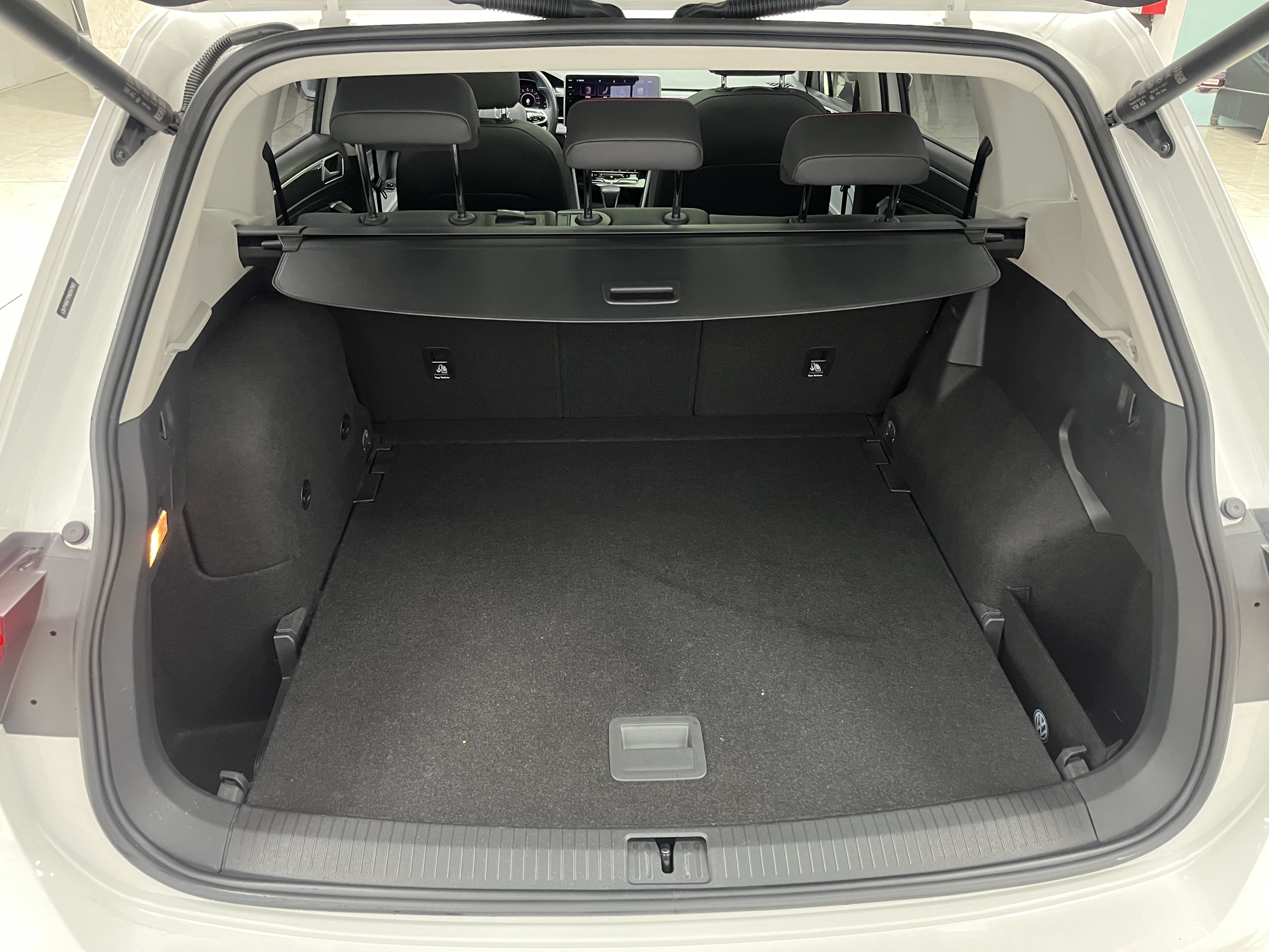 Volkswagen Tiguan L New Energy 2022 car image #17