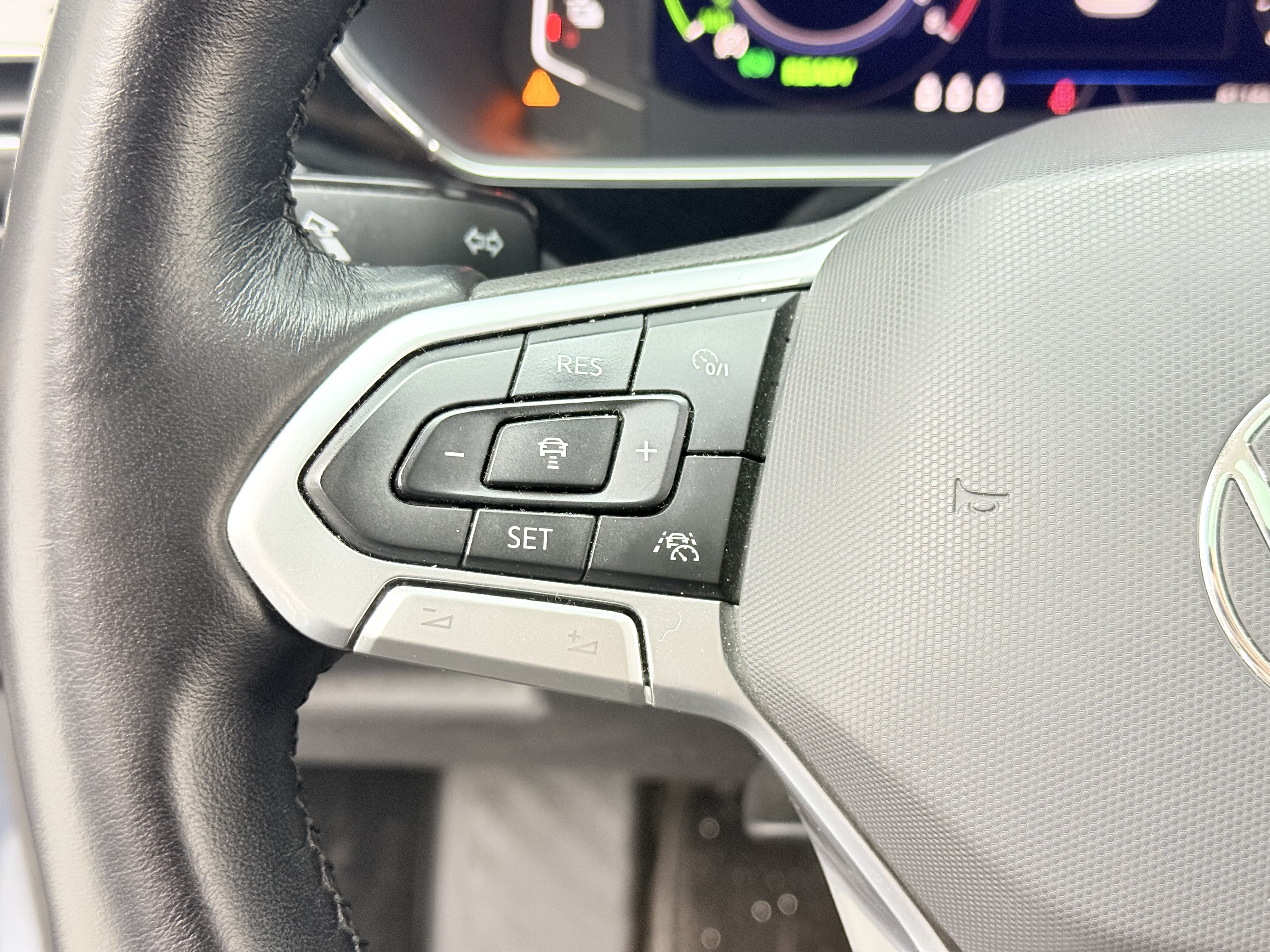 Volkswagen Passat New Energy 2021 immagine di auto #17