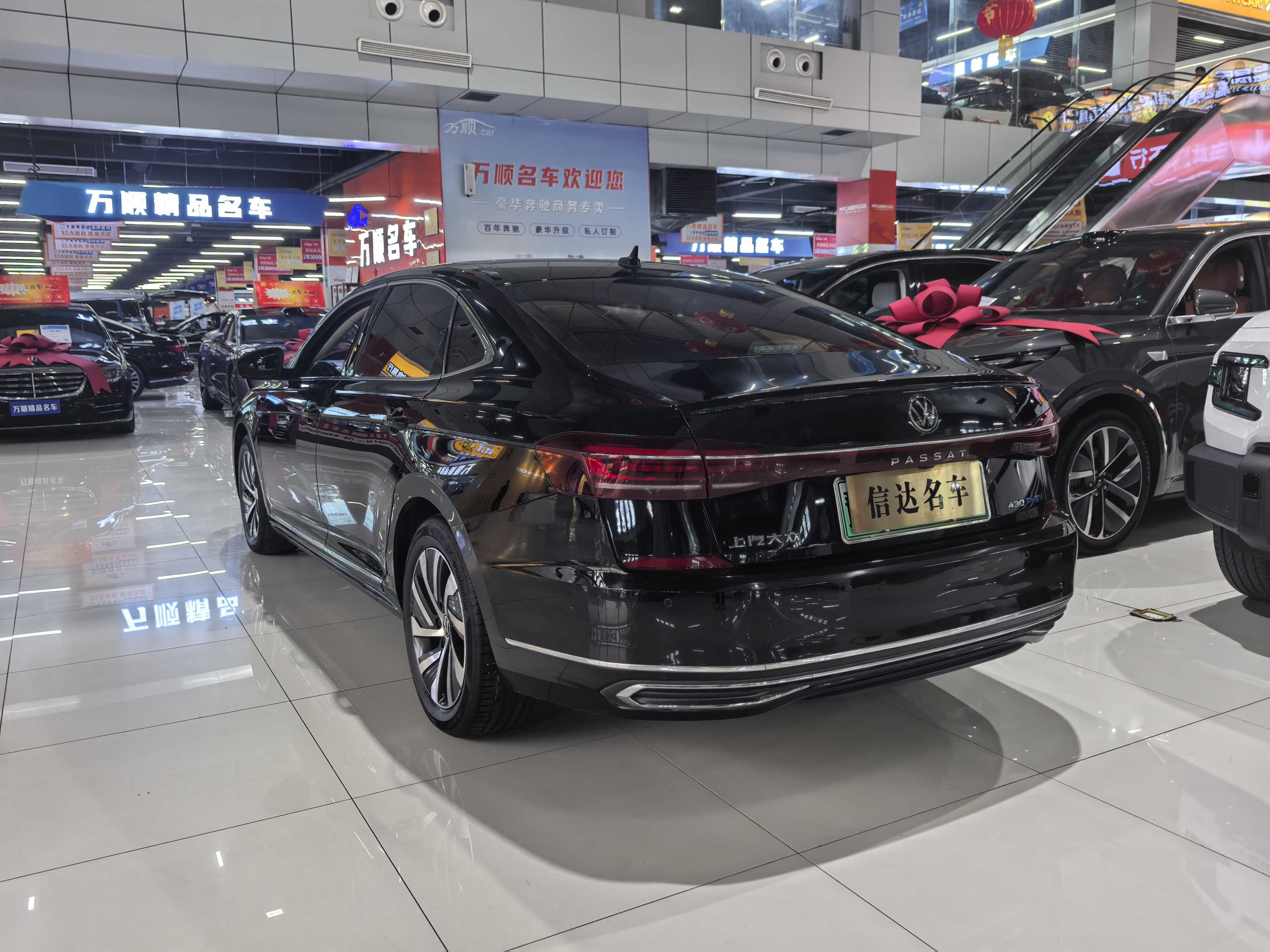 Volkswagen Passat New Energy 2023 immagine di auto #17