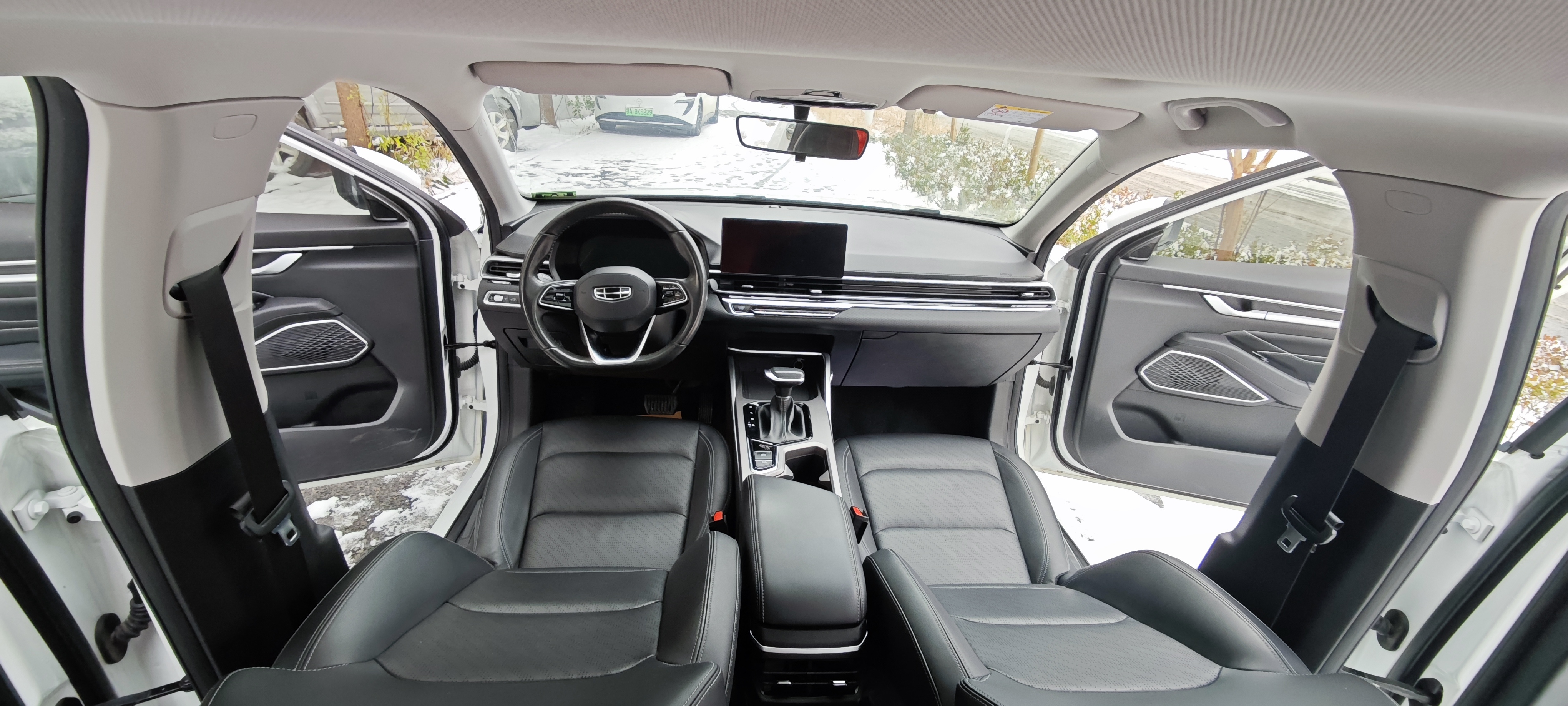 GEELY Emgrand 2022 #17 GEELY Emgrand 2022 car image #17