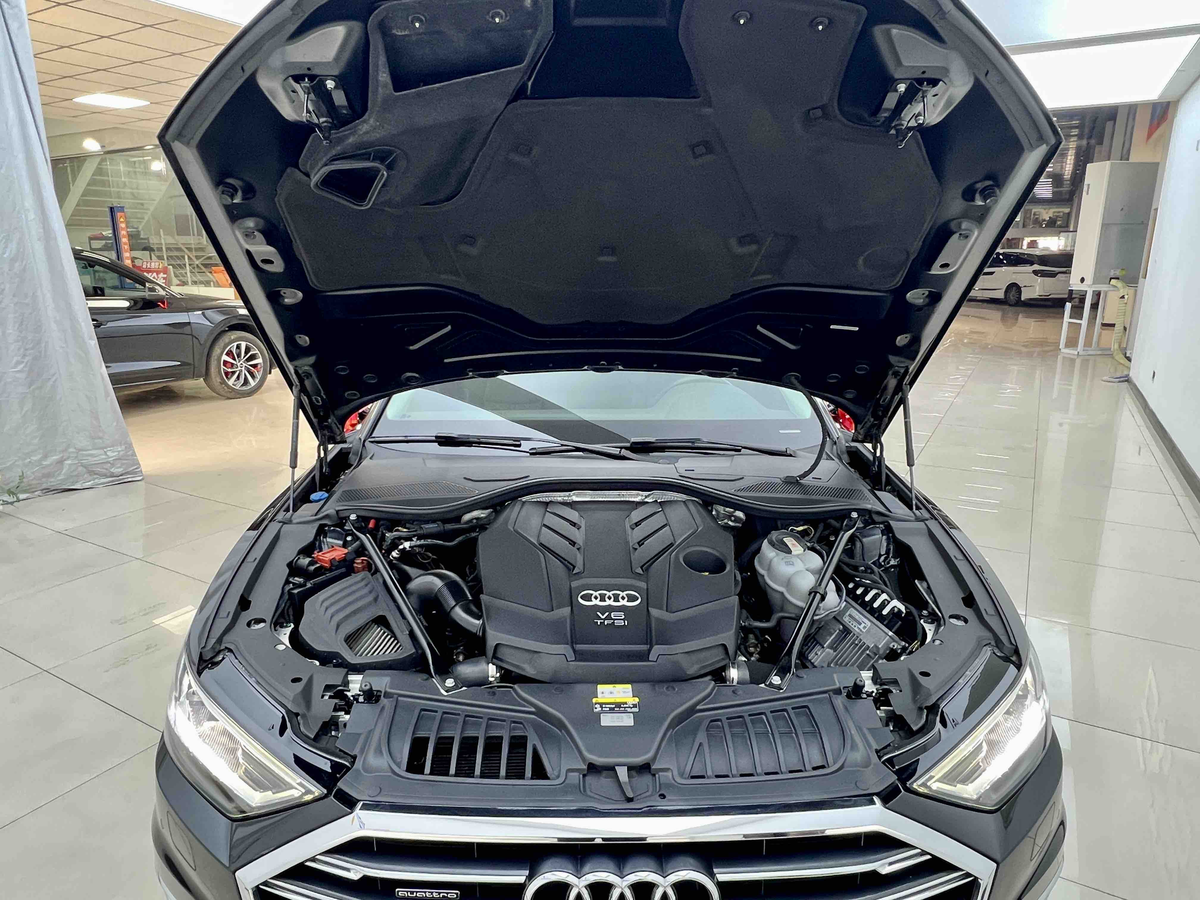 Audi A8 2022 car image #17