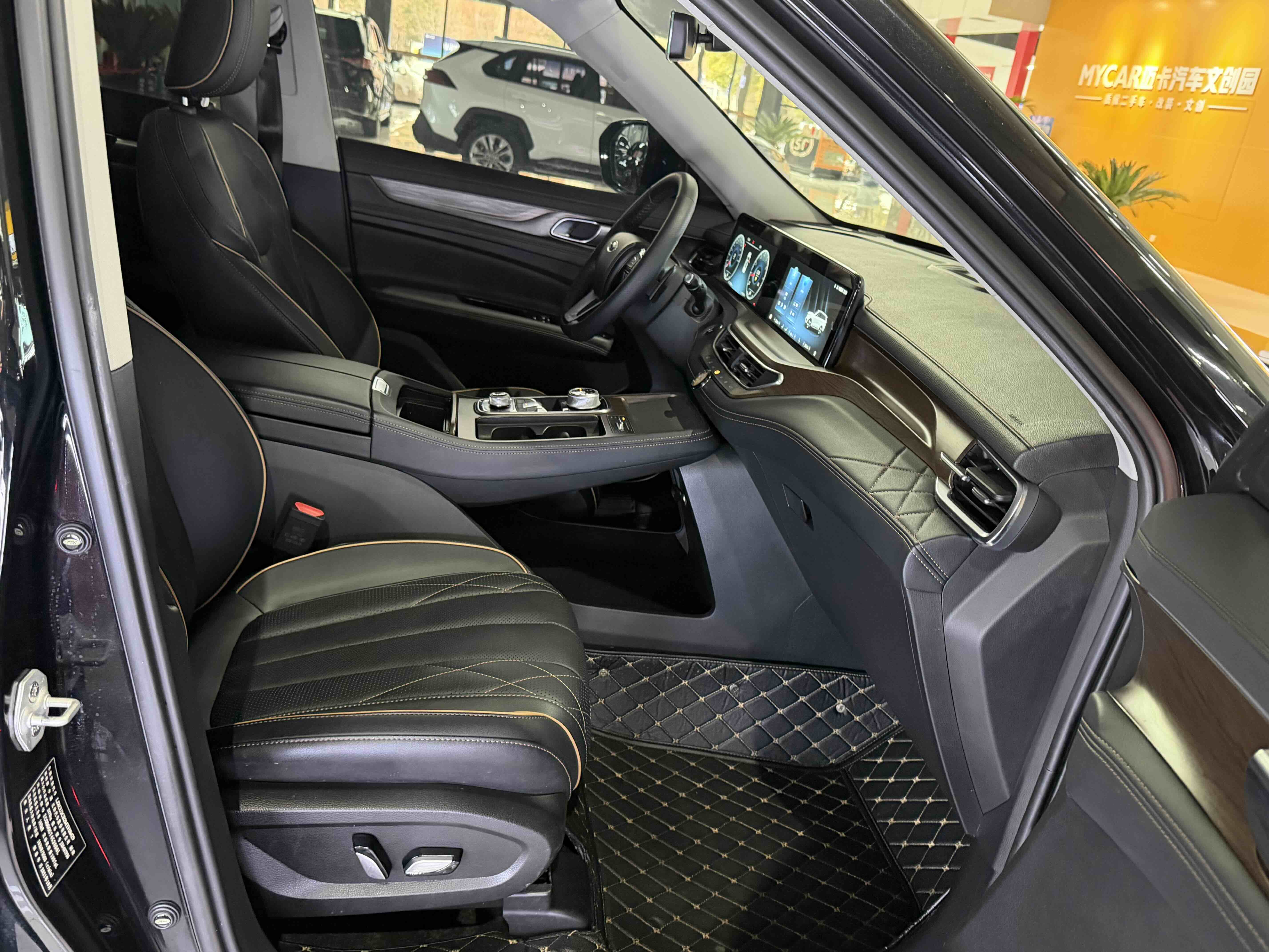 Ford Equator 2022 صورة سيارة #17