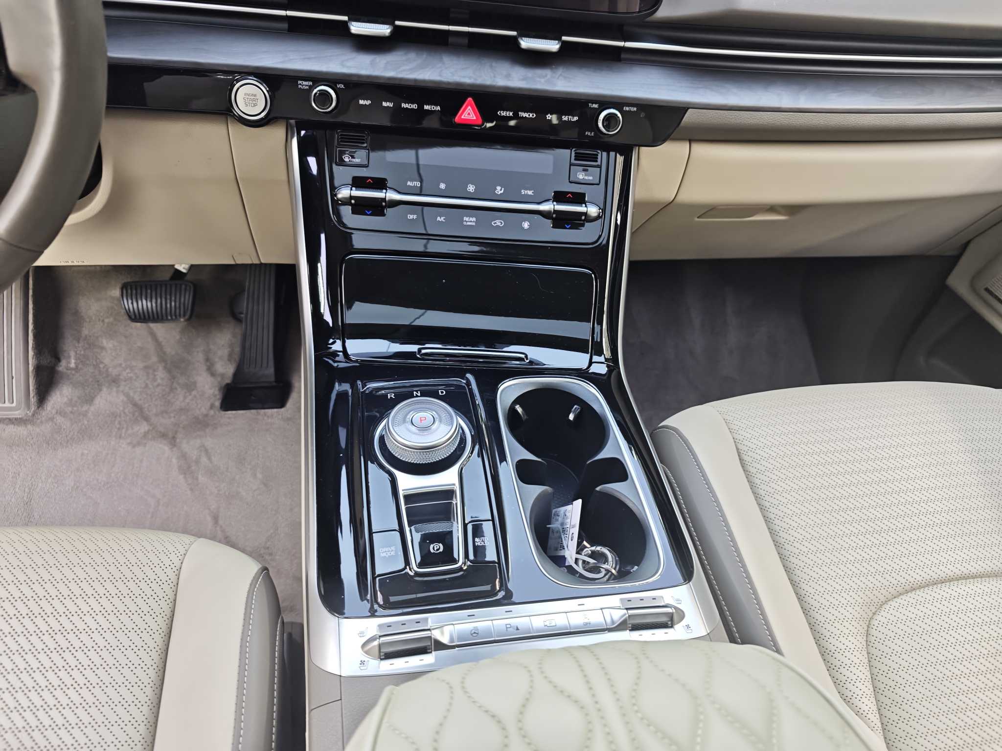 Kia Carnival 2022 immagine di auto #17