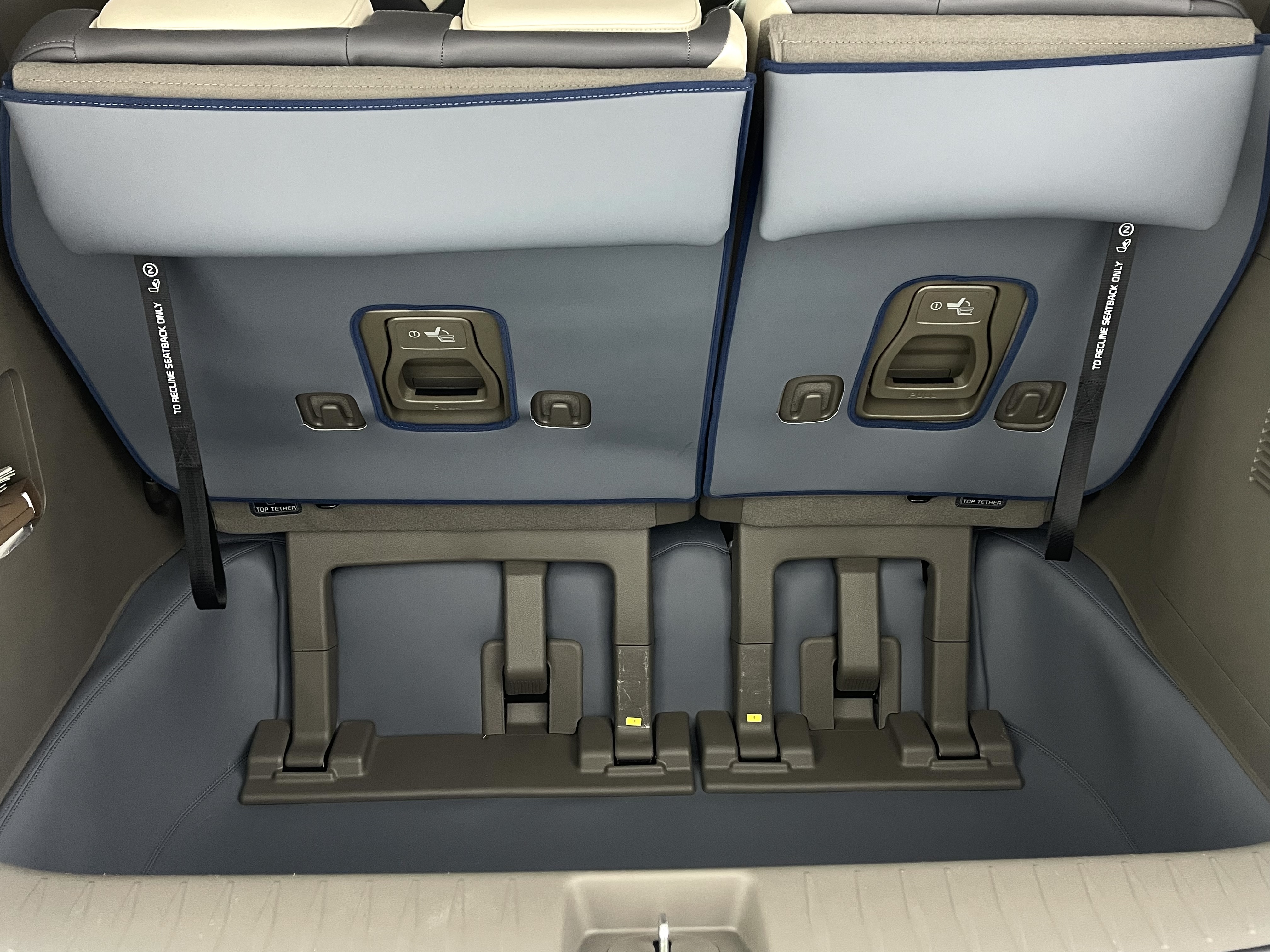 Kia Carnival 2024 immagine di auto #17