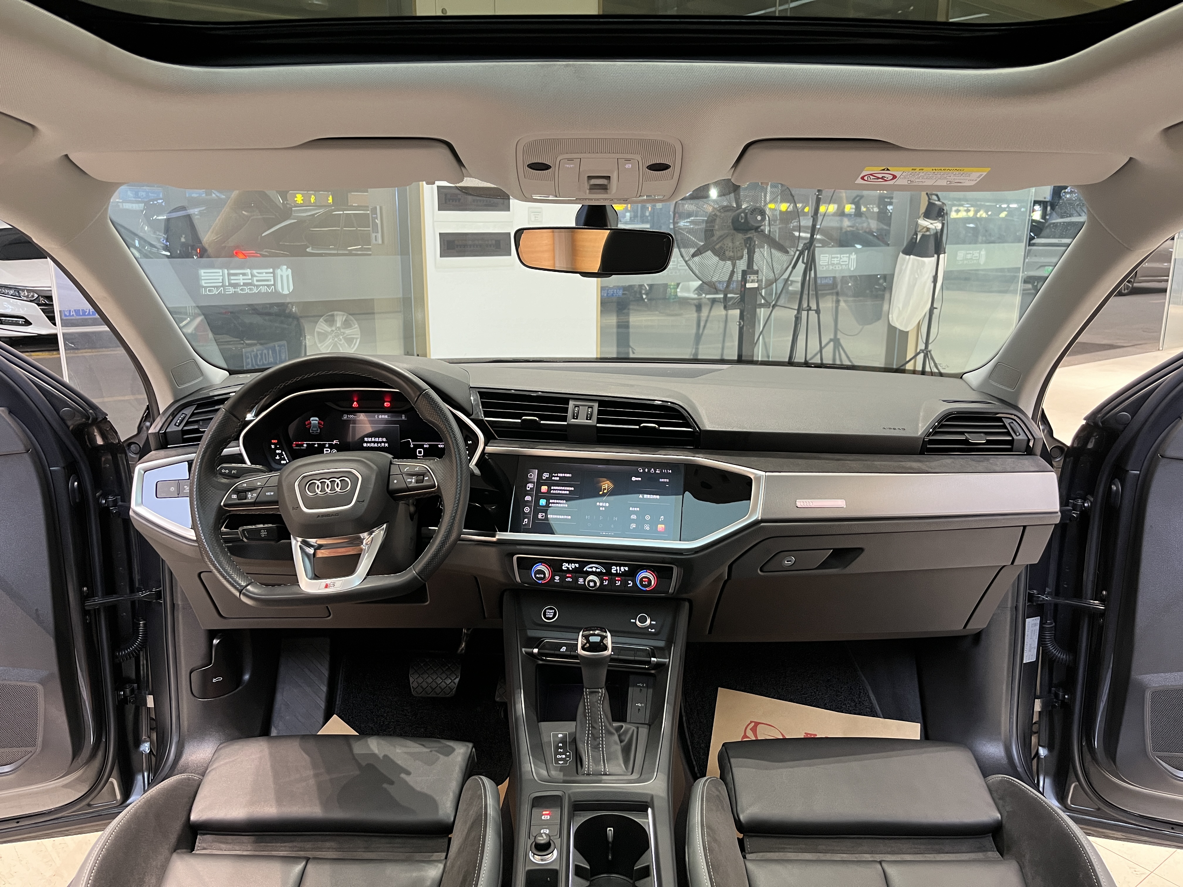 Audi Q3 Sportback 2022 изображение автомобиля #17