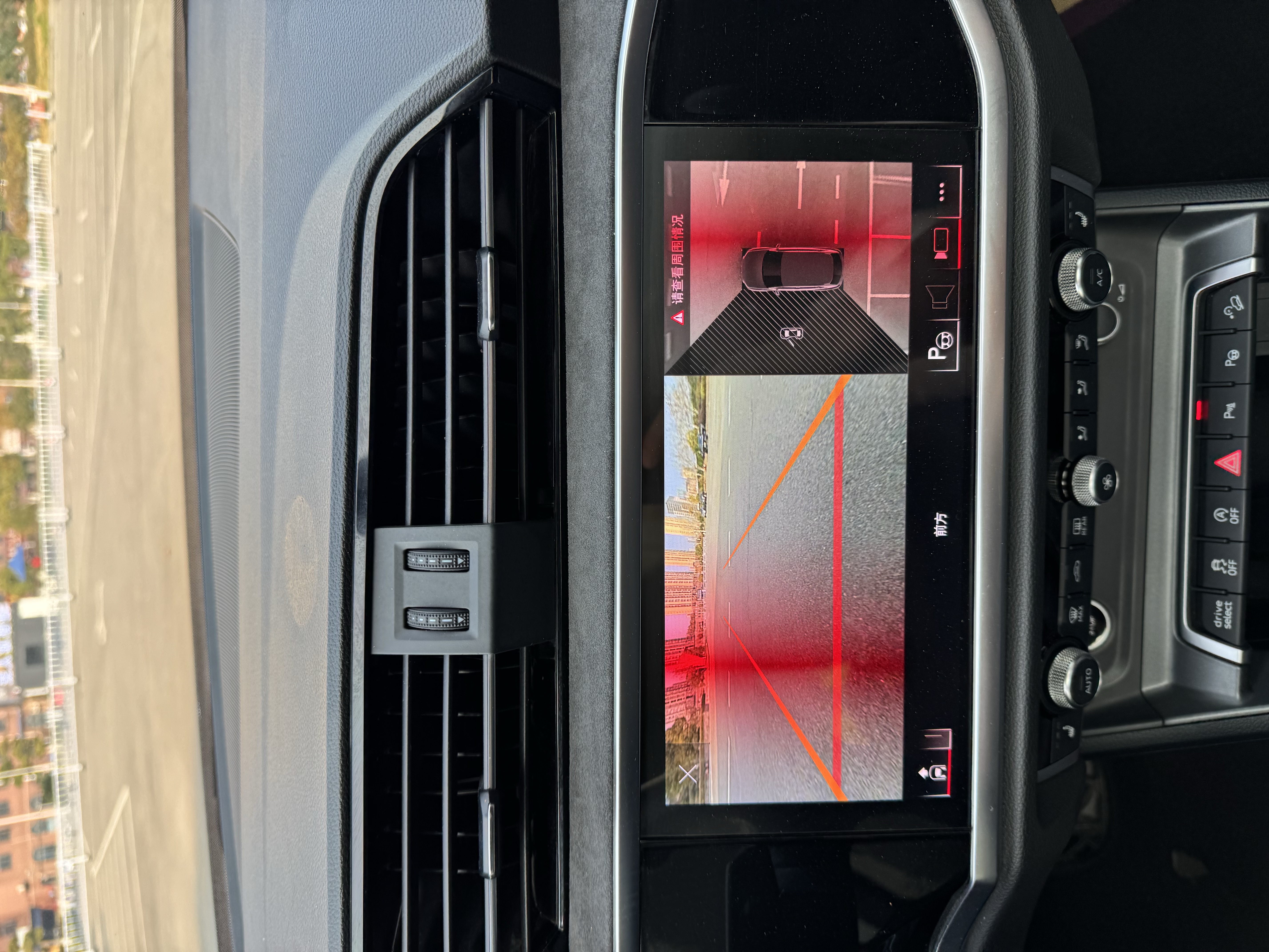 Audi Q3 Sportback 2022 изображение автомобиля #17