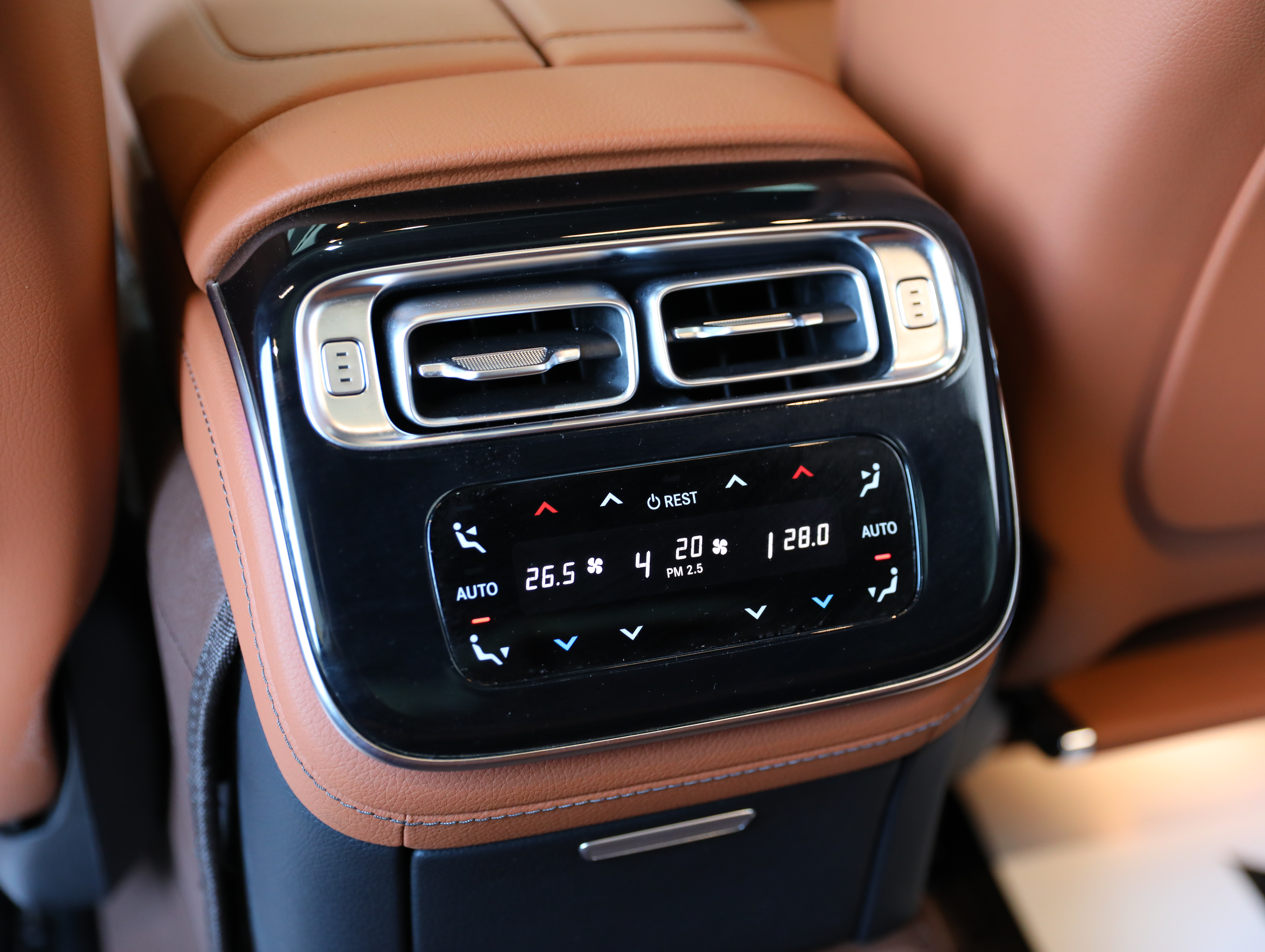 Mercedes-Benz S Class 2022 immagine di auto #17